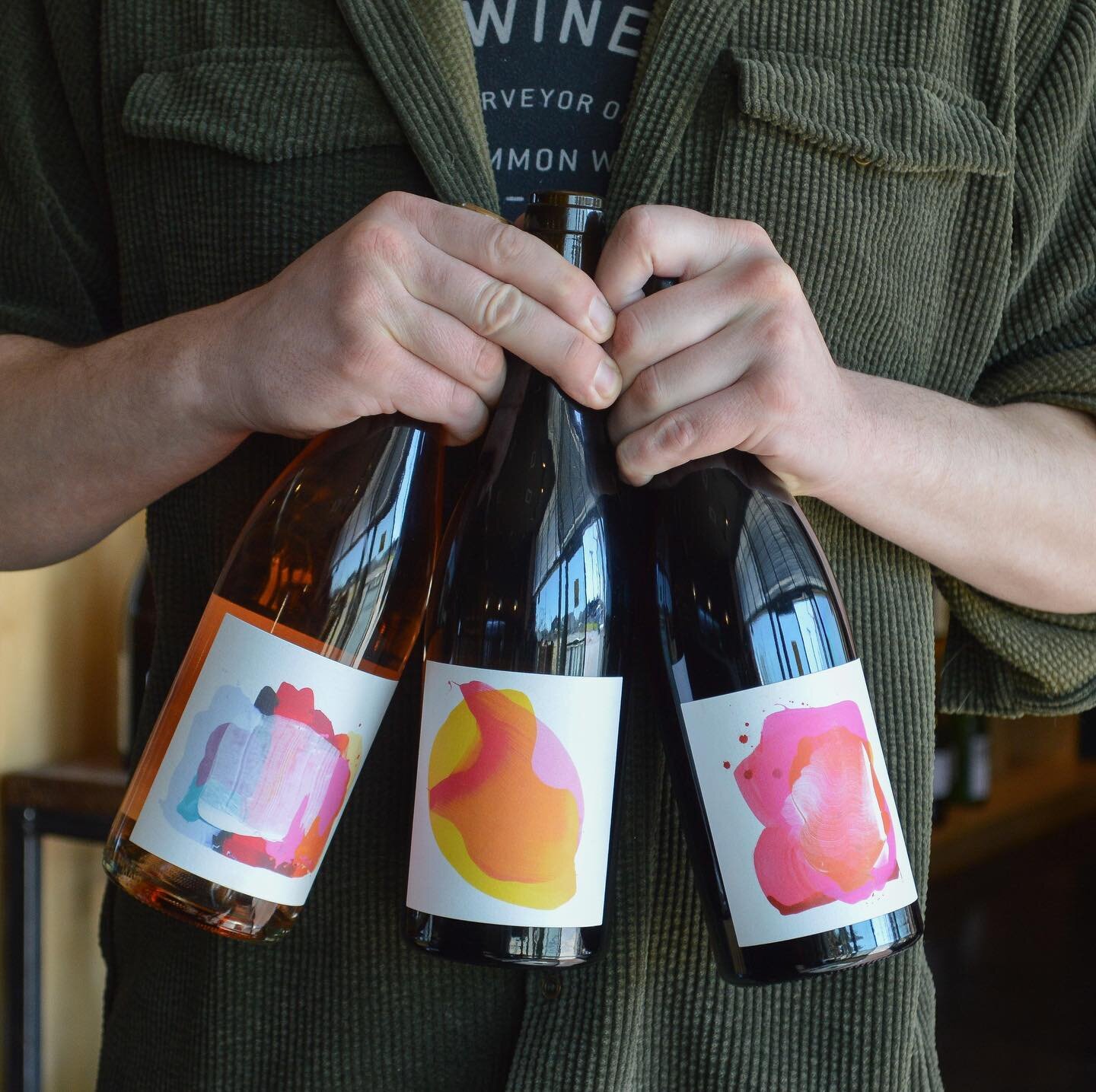 A new wave of @jolielaidewines have landed! Their Pinot Gris hailing from the historic Glen Oaks Ranch in Sonoma is delightfully perfumed and  hums to the tune of stone fruits and bergamot. Their El Dorado Gamay Noir is high-toned with bright strawbe
