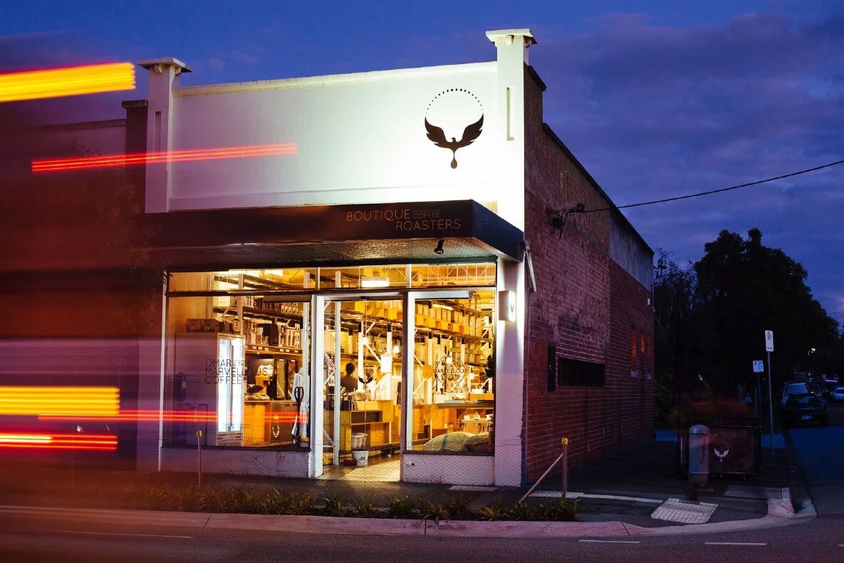 coffeebird-home-4-split-scrolling-image2.jpg