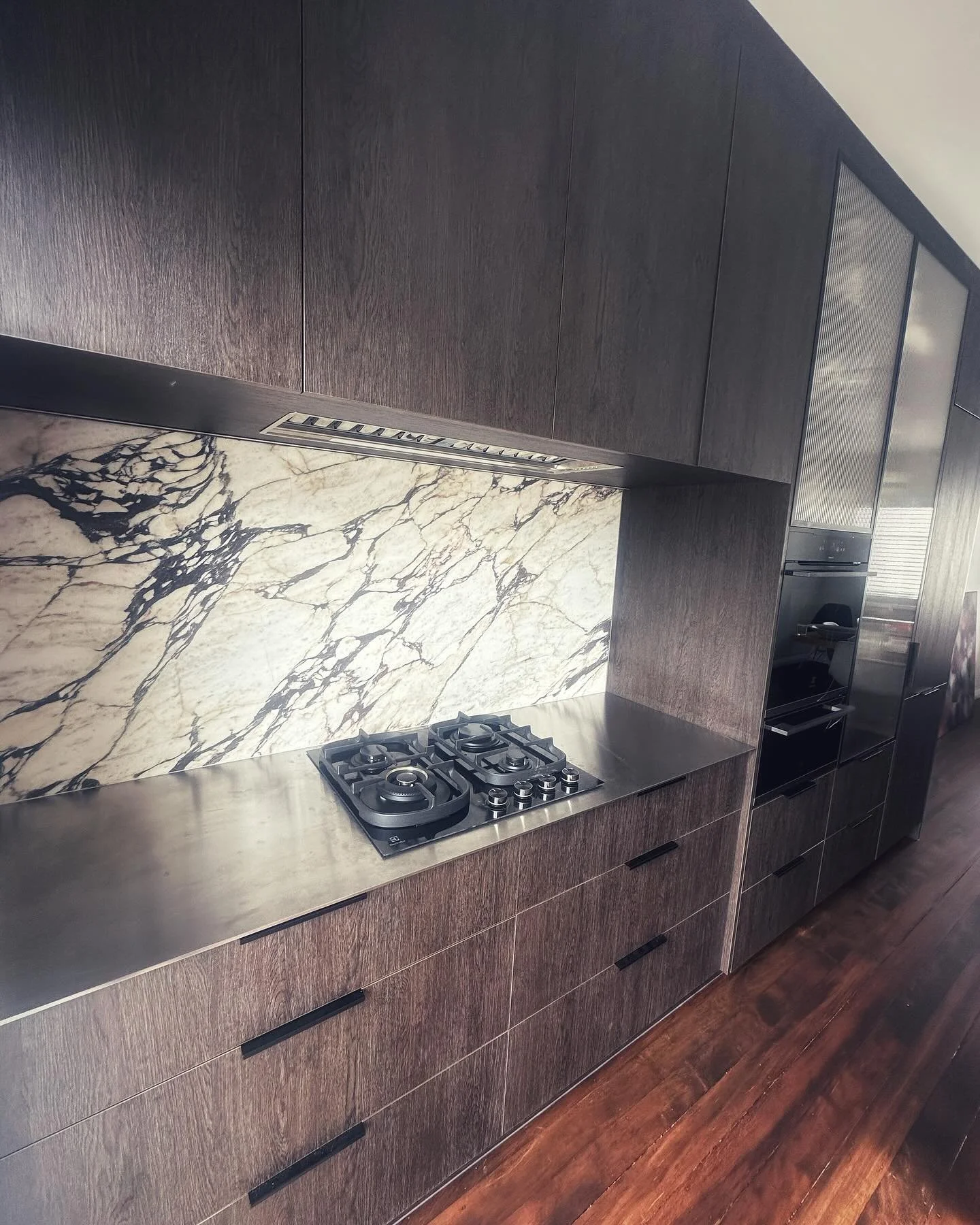 Another great space handed over in Epsom. Another great design by @craftwoodkitchens . As always we are grateful for the team who helped us get it over the line @robsupremeplumbing_nz @supremeplumbingnz @smithcoelectrical #roc #rocboys #rocbuild #kit