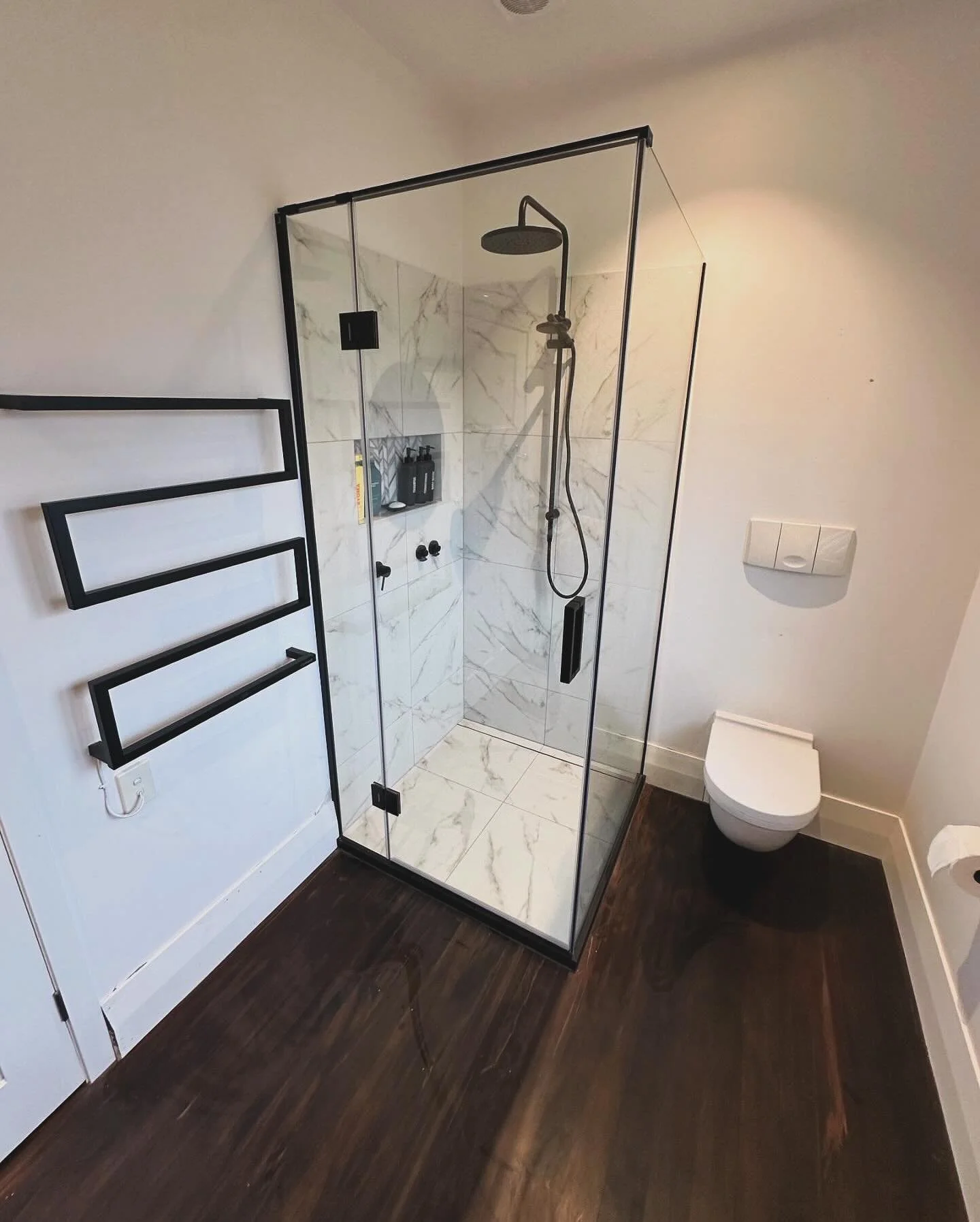 Shower upgrade in Remuera. Great efficient result. @supremeplumbingnz @atlantisbathrooms @topendtilingnz #shower #design #bathroom #tiles #plumbing #carpentry