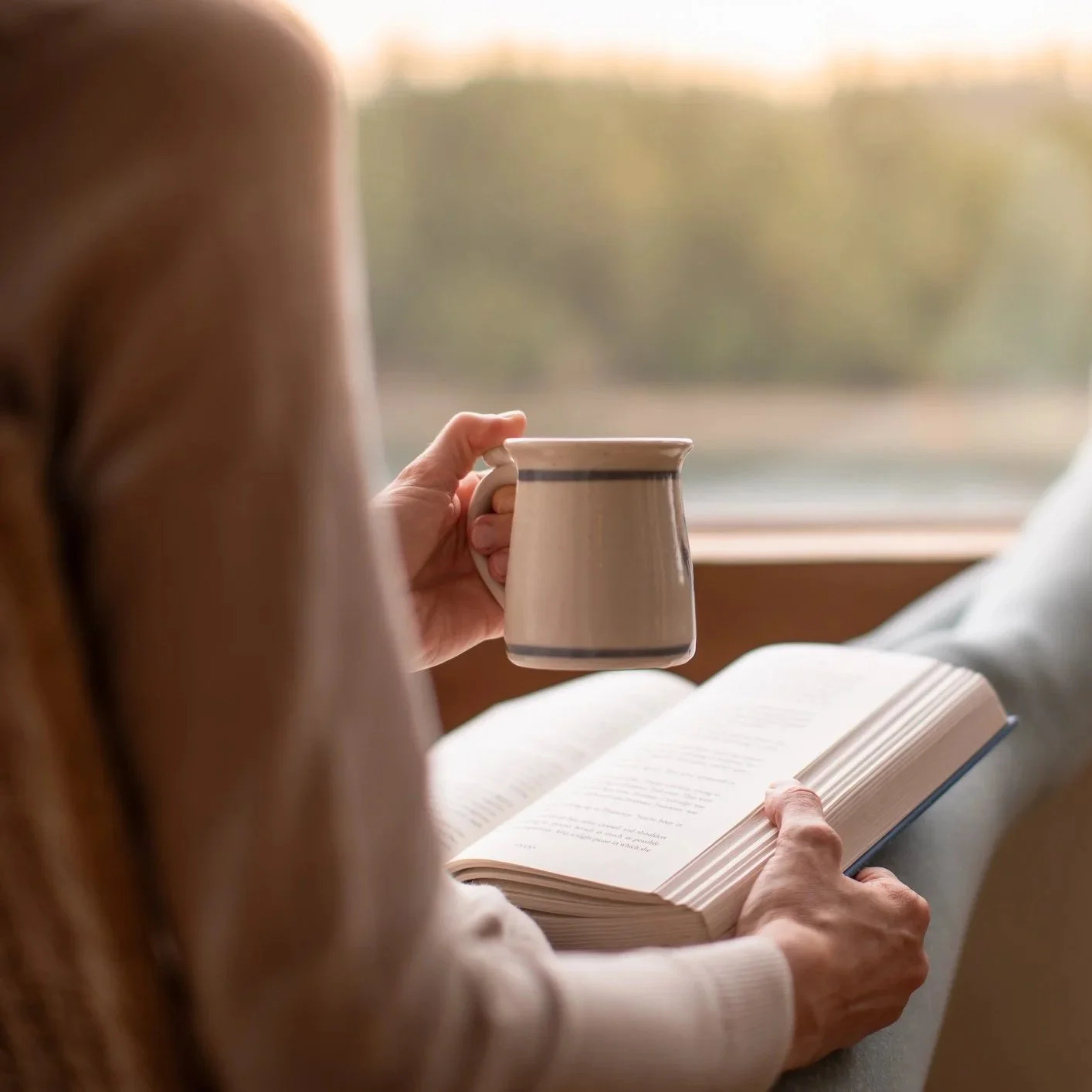 Quiet moment reflecting overthinking and anxiety therapy support