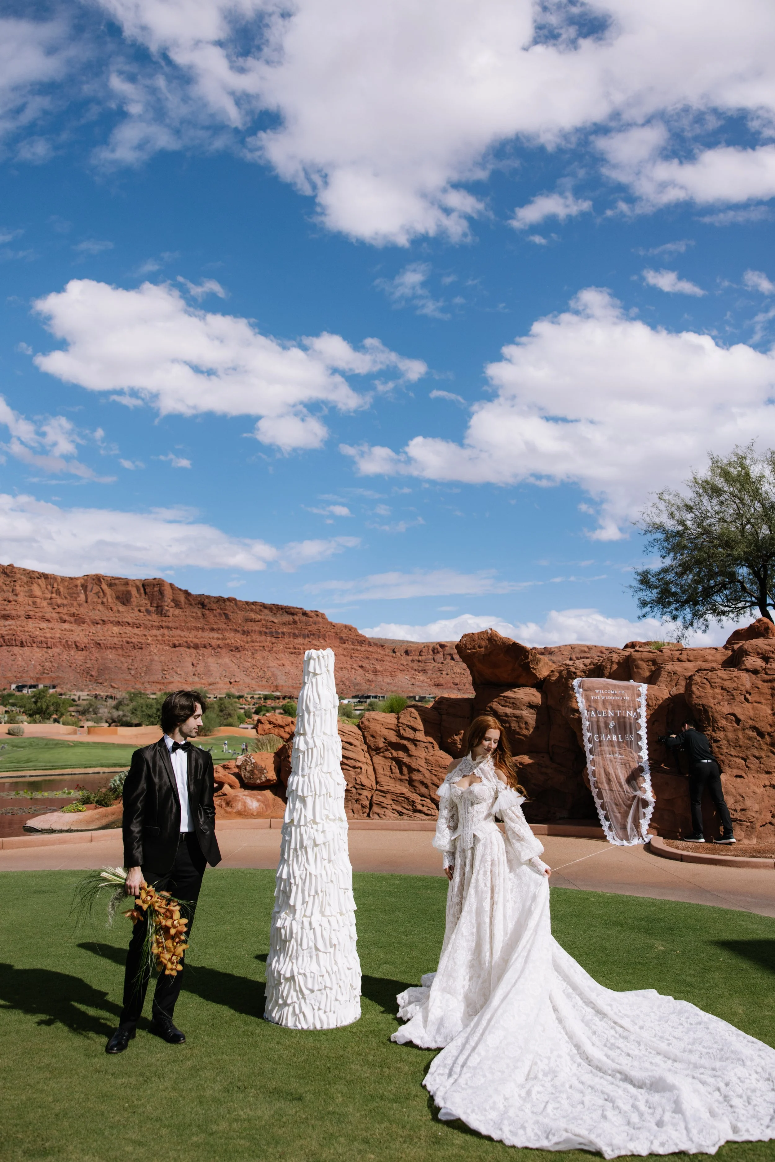 The Inn at Entrada Wedding Cake