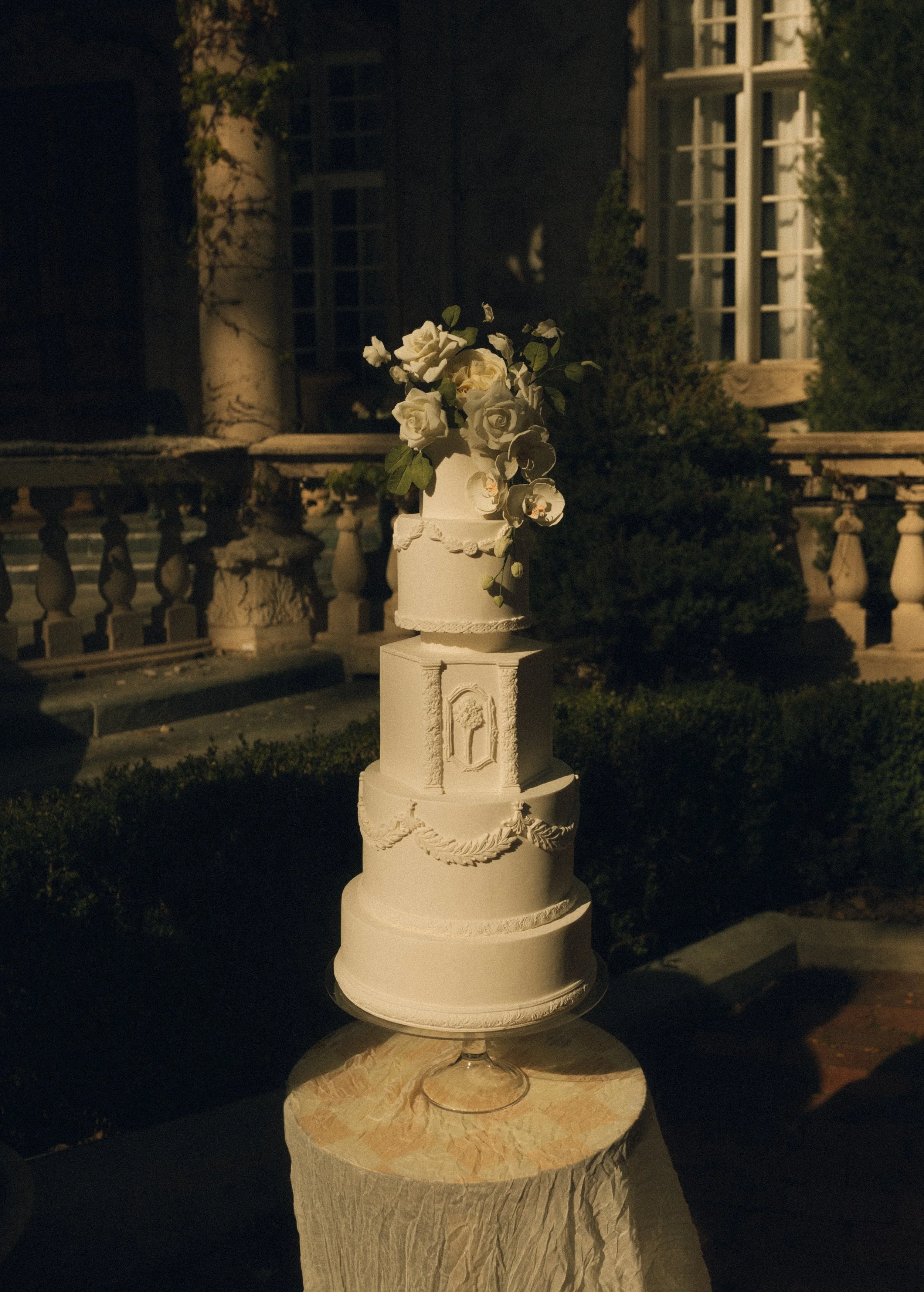 La Caille Baroque Inspired Cake with Sugar Flowers