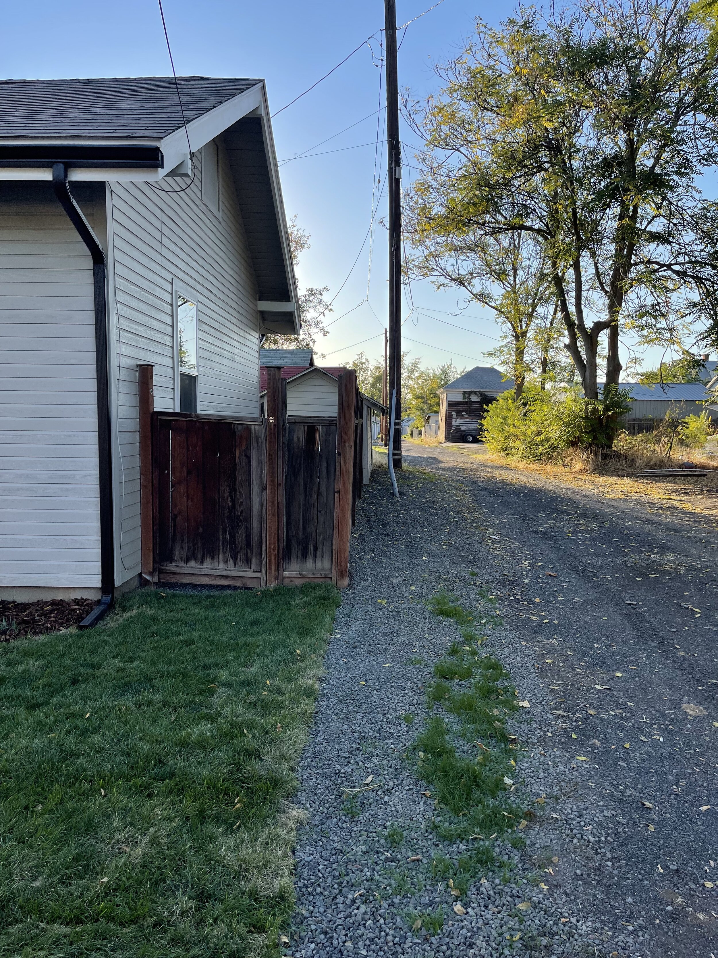 Alley on north side