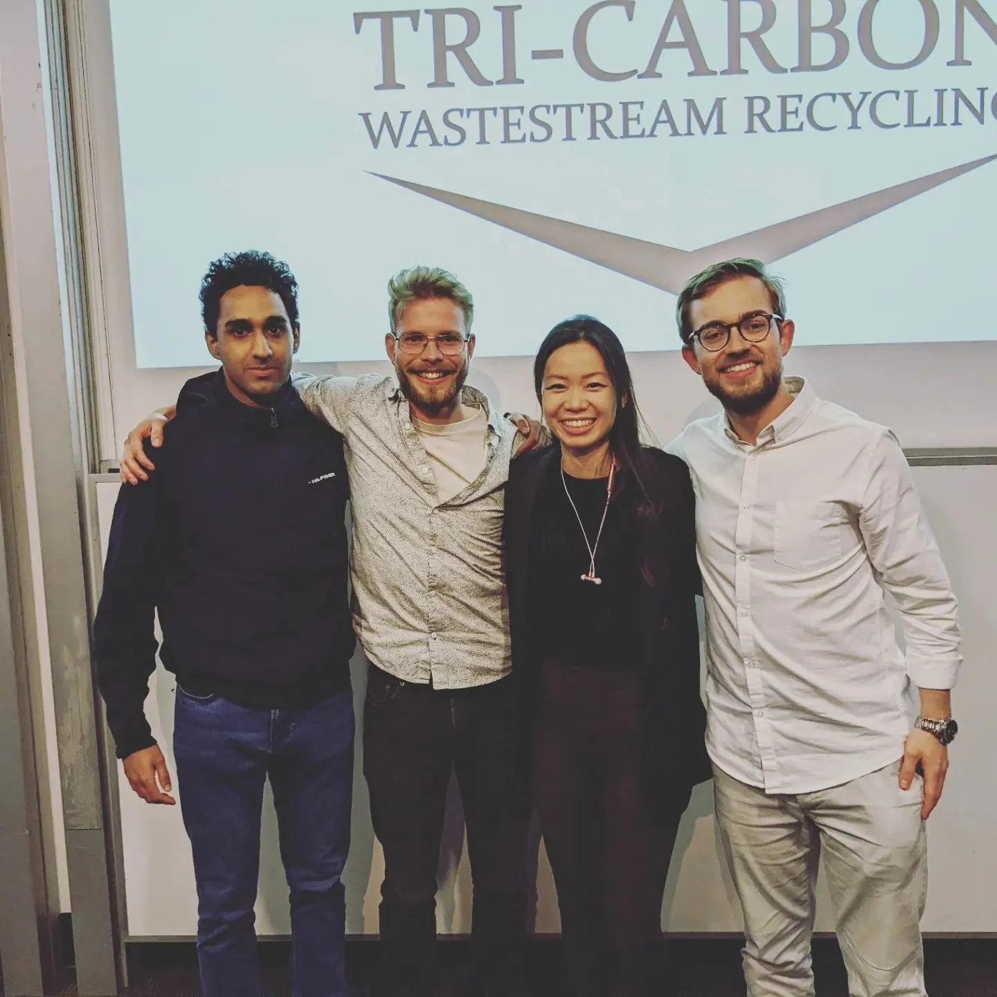 🍃 A long weekend...
... with a bunch of learnings. Huge thanks to my team TRI-CARBON with Mary So, Joseph and Daniel Bergen who not only worked hard all weekend but consisted of expertise in Biotechnology and International Business! Appreciation als