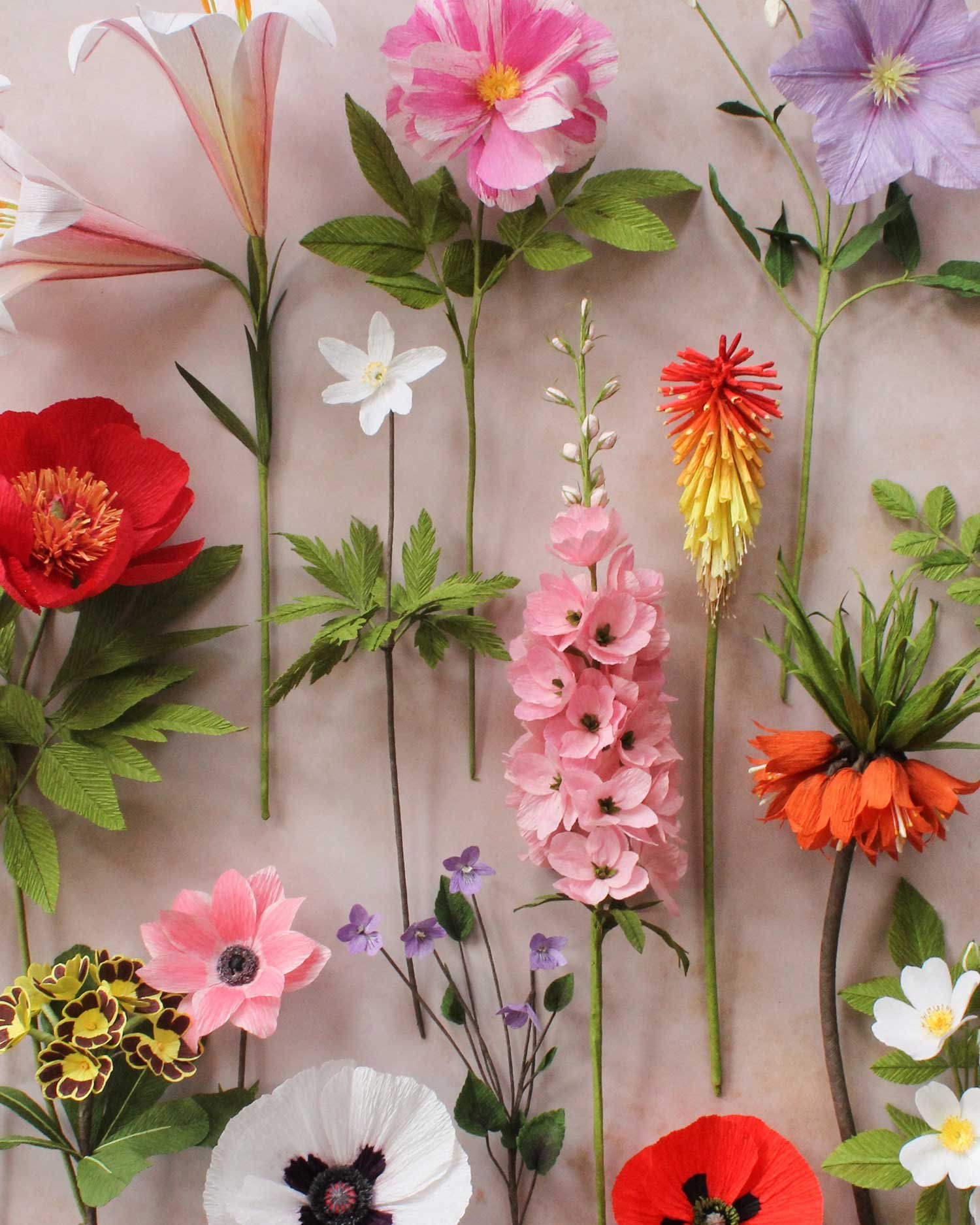 20 Fantastic Paper Flower Garlands - The Crafty Blog Stalker