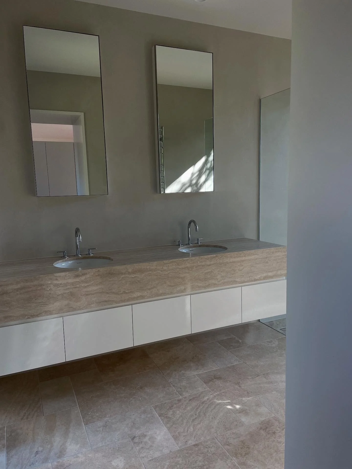 Nearing completion Laker renovation. Loving the way the additions nestle into the landscape. Amazing workmanship from @victorianbuilt @sclkgeelong and the team