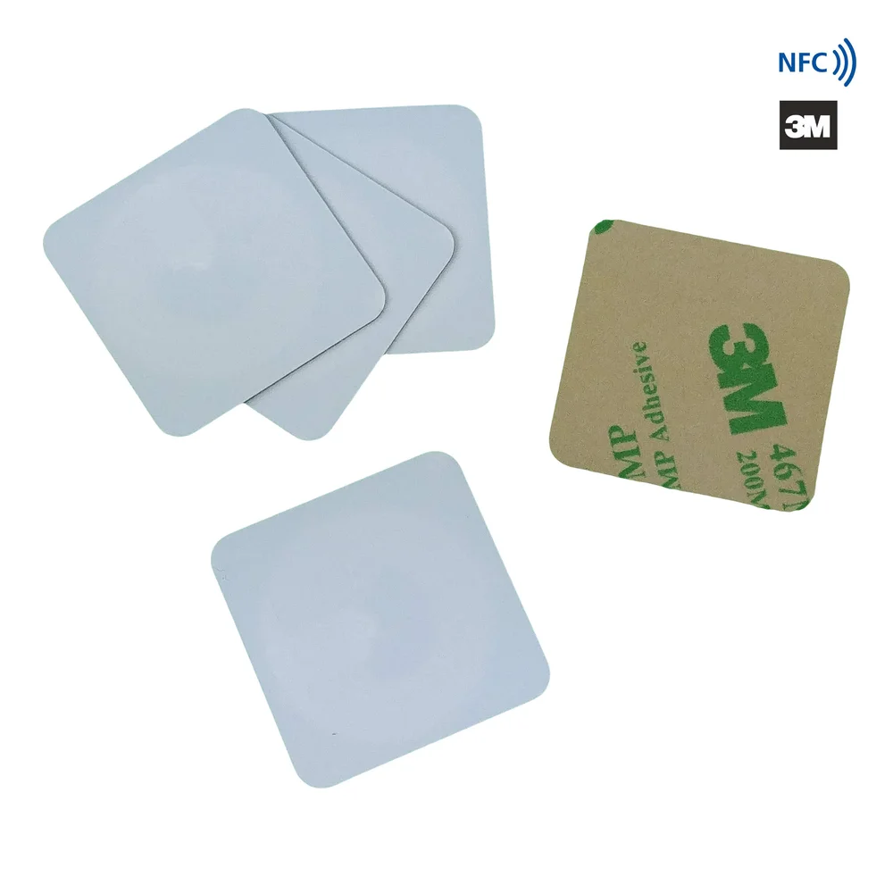 Plaque NFC Pour Avis Google – Format 10x10 Cm En PVC – Administrable En Ligne – Fixation 3M – Compatible Smartphones