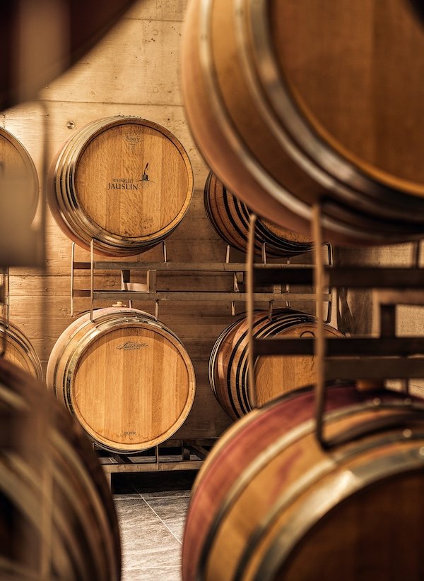 Weingut in Muttenz, Jauslin Weine, Weinkeller