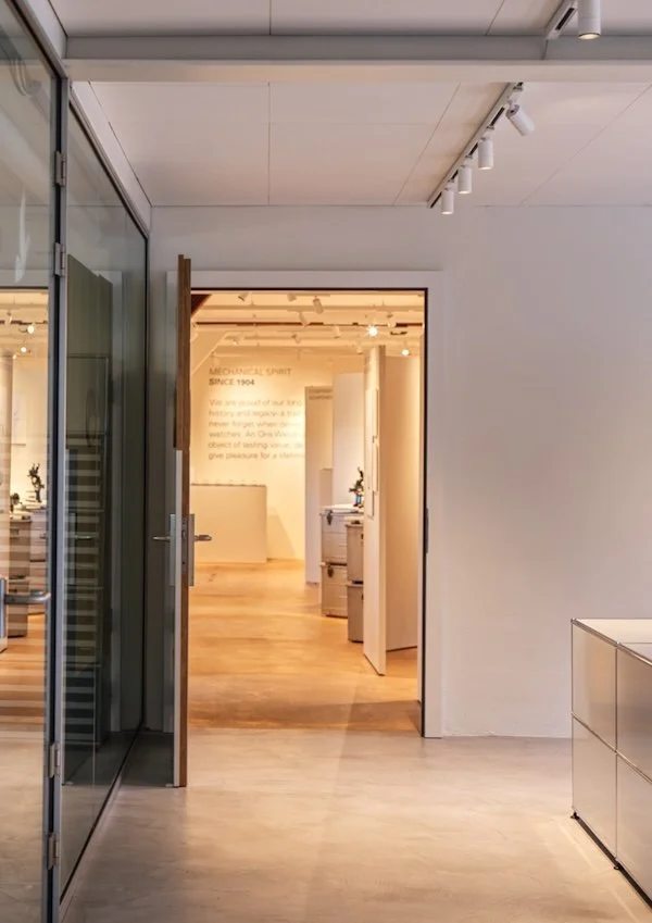 Der neue Oris Hölstein Store empfängt seit neustem seine Besucher:innen in authentischer Atmosphäre, Ausstellung Oris