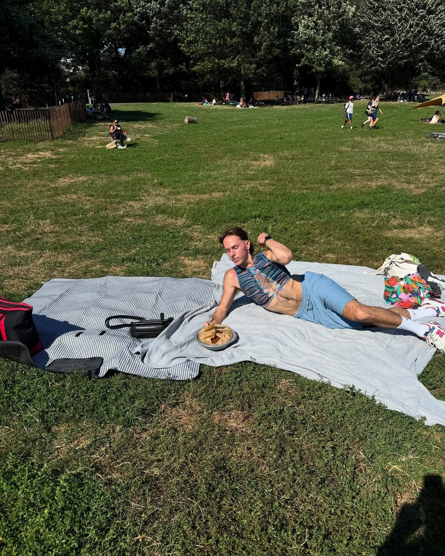 entering late summer // took a harrowing jet2 holiday to new york&rsquo;s hottest club: providence rhode island // going back to my ice princess roots (RIP Michelle Trachtenberg) // &ldquo;they&rsquo;re combing their ~b&otilde;b~ WAIT nowShAkEiT nowS