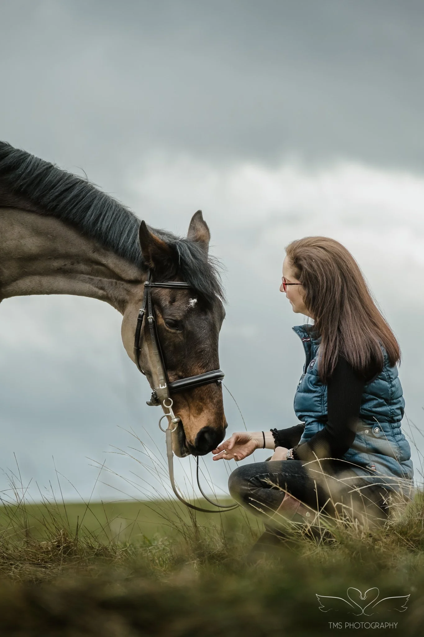 relaxed equine photography session UK