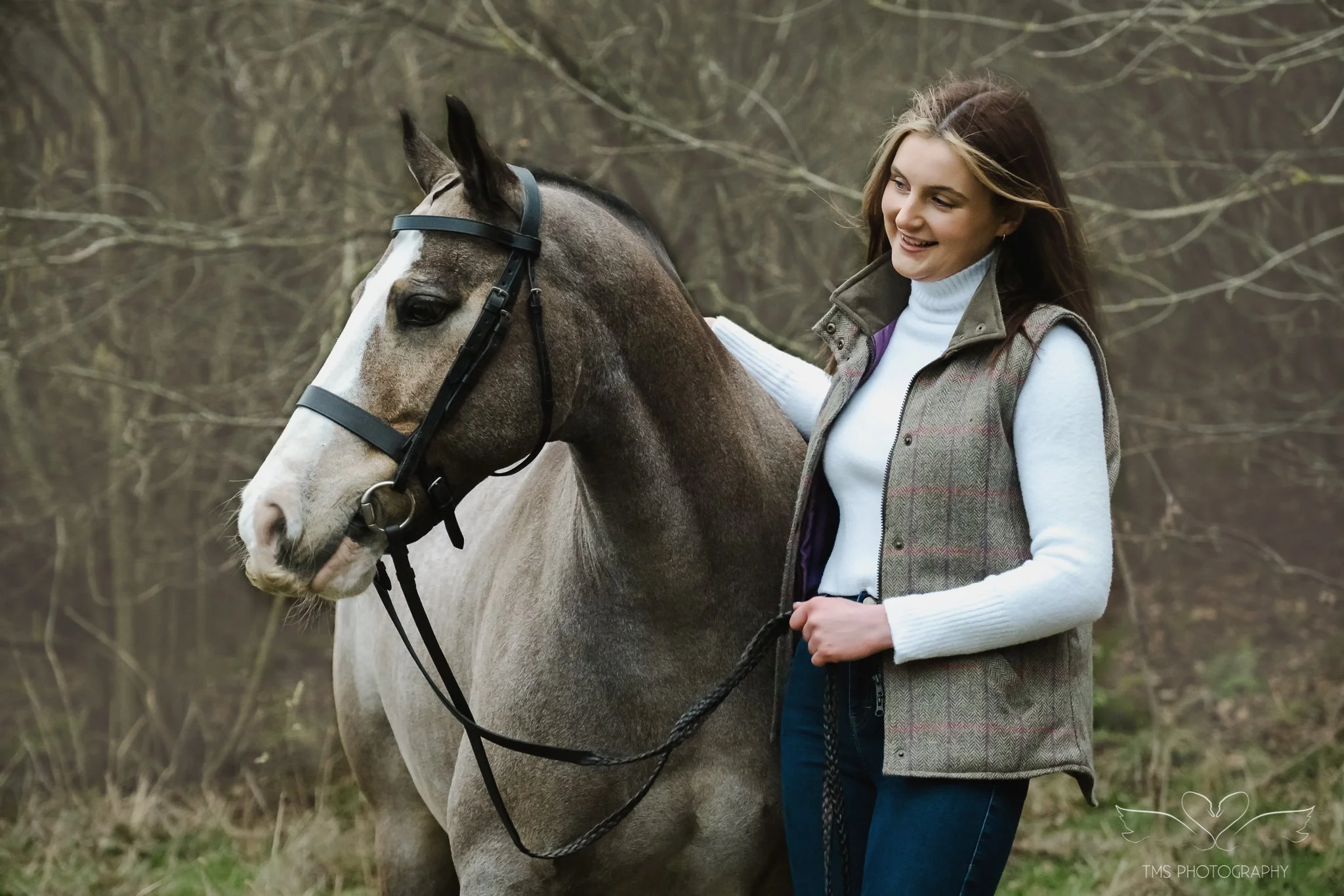How a winter photoshoot can look in the right setting, woodlands and forests