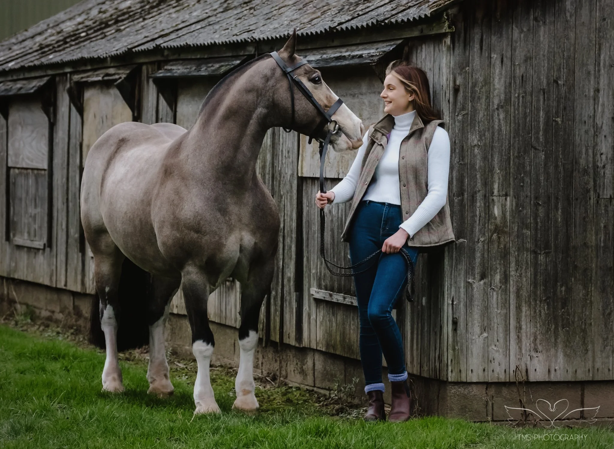 Holly and Del-Boy in the back garden of the family home for this pony photoshoot in Derbyshire