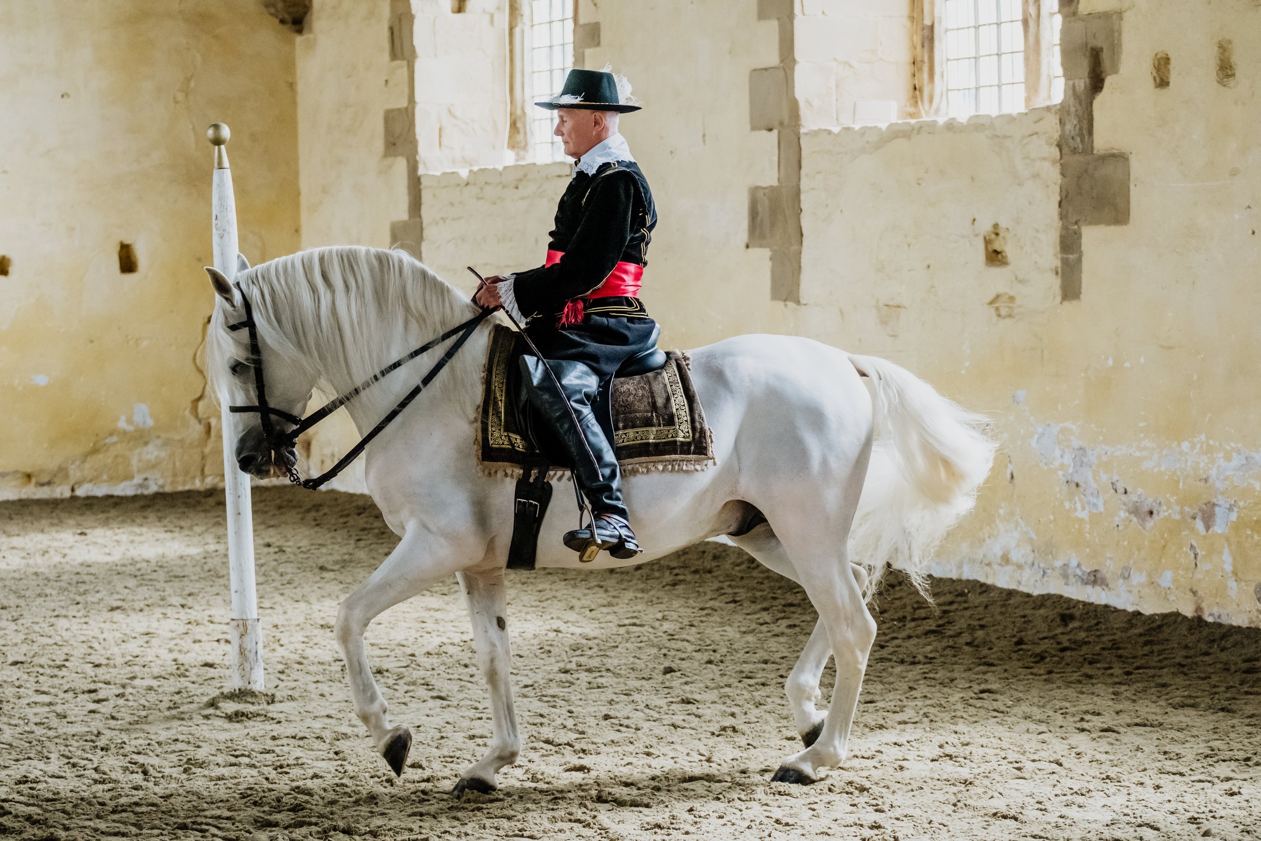 the-first-equestrian-theatre-bolsover-castle-derbyshire016.jpg
