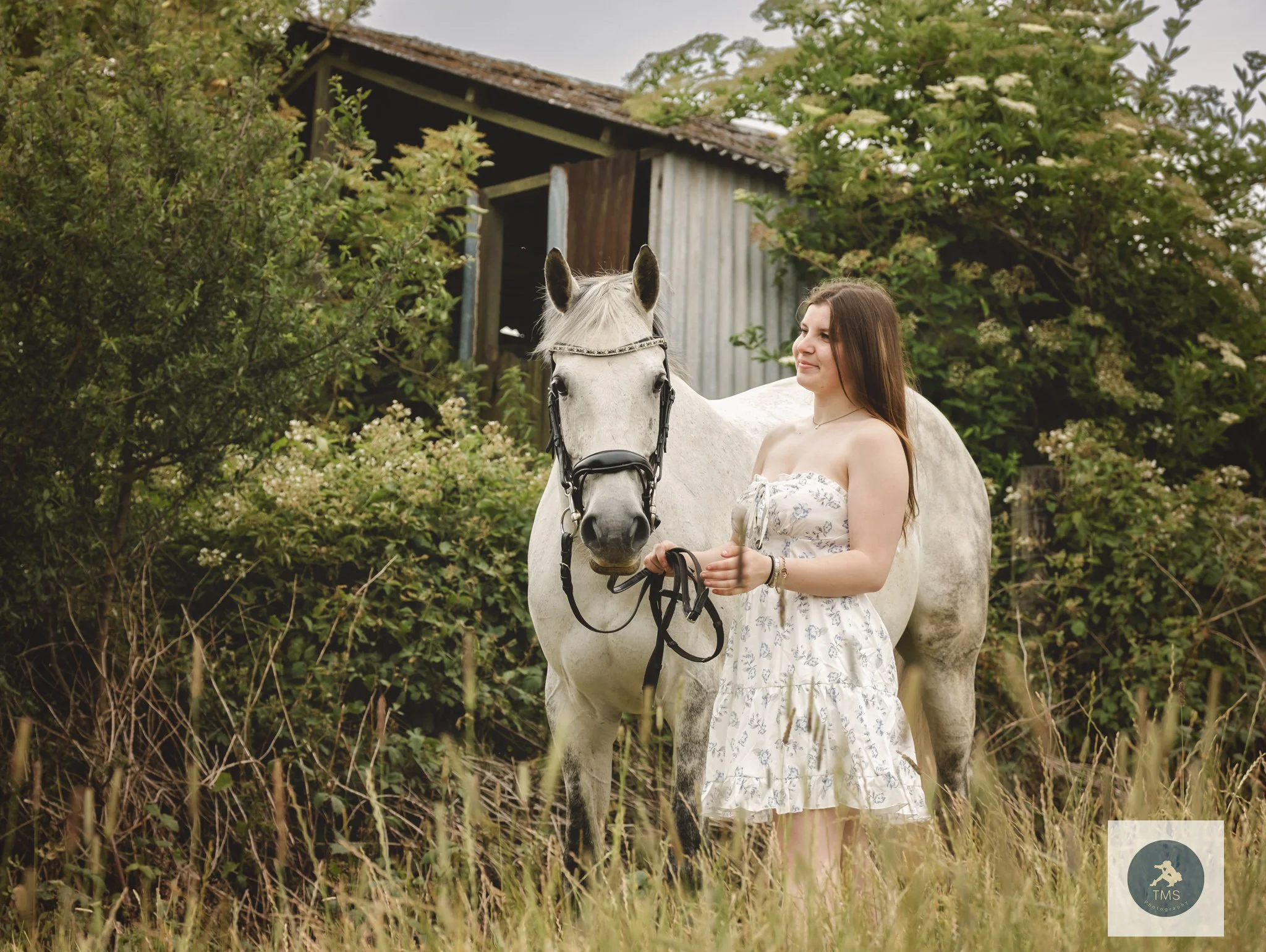 Liv & Milly enjoying their equine photoshoot in Derbyshire