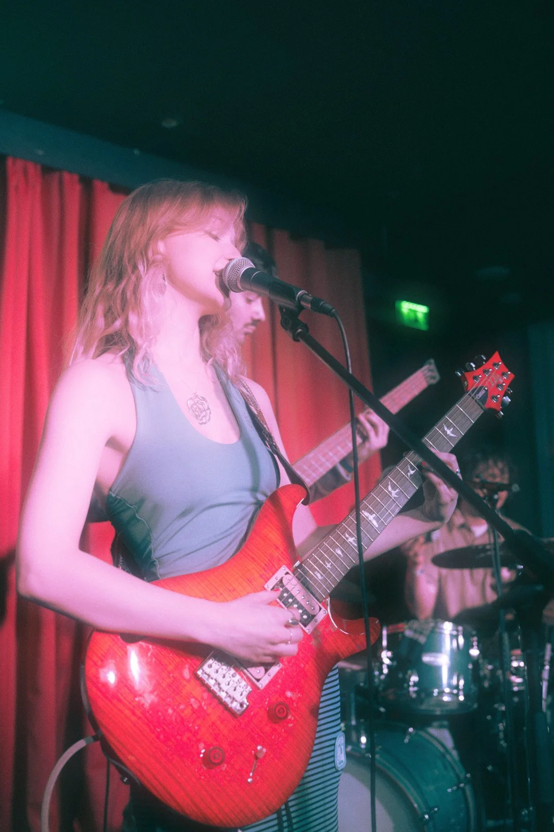 DSC_2919 -glow 3.jpg