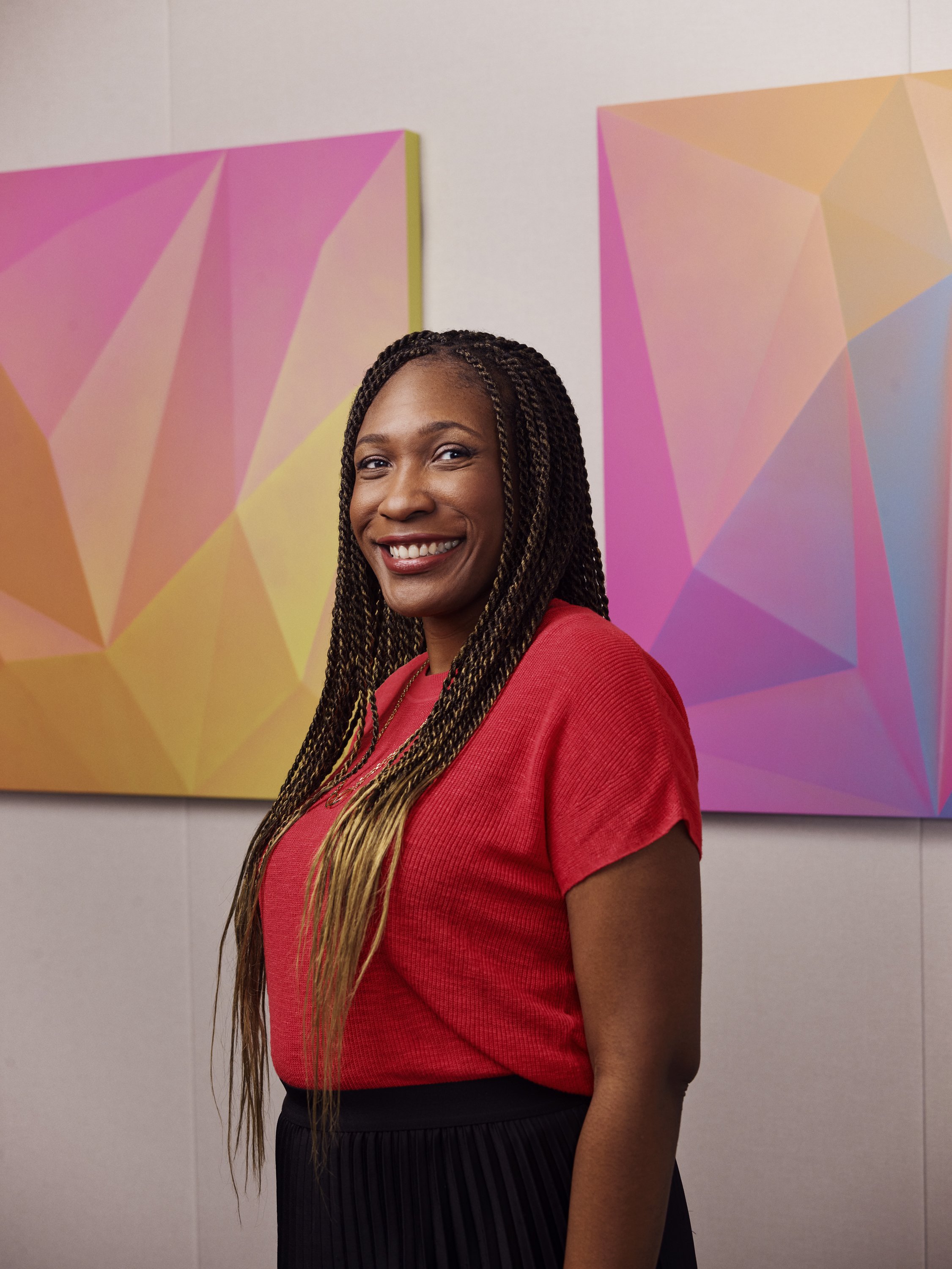 Angela Shippen is a professional makeup artist in San Francisco, California and Los Angeles, California specializing in commercial and production makeup for beauty and fashion campaigns, branding photoshoots, advertising campaigns, video production, 