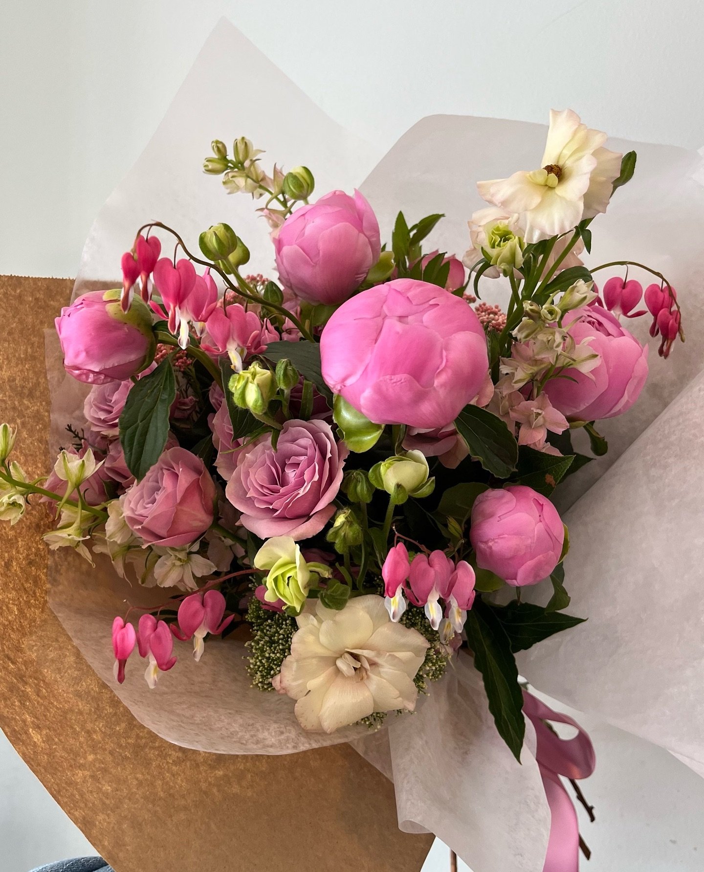 Snack wraps for mum! Don&rsquo;t forget to treat mum to some delicious spring blooms this Mother&rsquo;s Day. Premium wraps and arrangements available to order now on our website until May 7th. Order this week for delivery or pick up on Sunday May 12