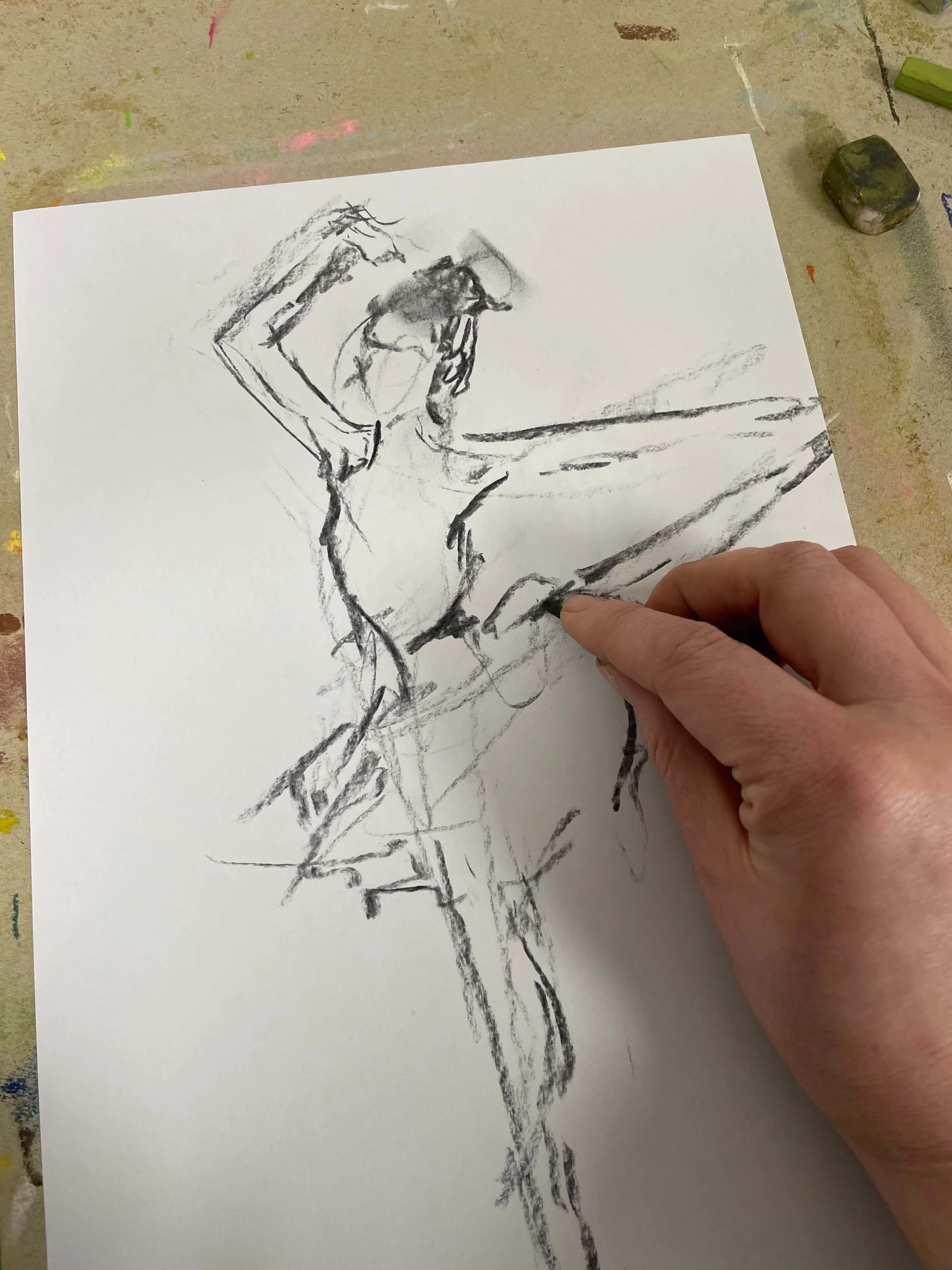 art class glasgow draw dancers kayleigh mccallum.jpeg