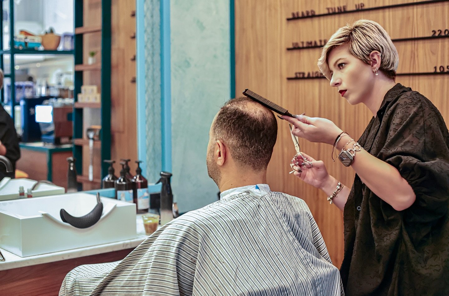 It all starts with a serious hair consultation &amp; always ends with a big smile under Mihaela&rsquo;s expert ninja hands! 

Book your free consultation &amp; get on that hair loss treatment with @davinesarabia &amp; beat all the androgenetic factor