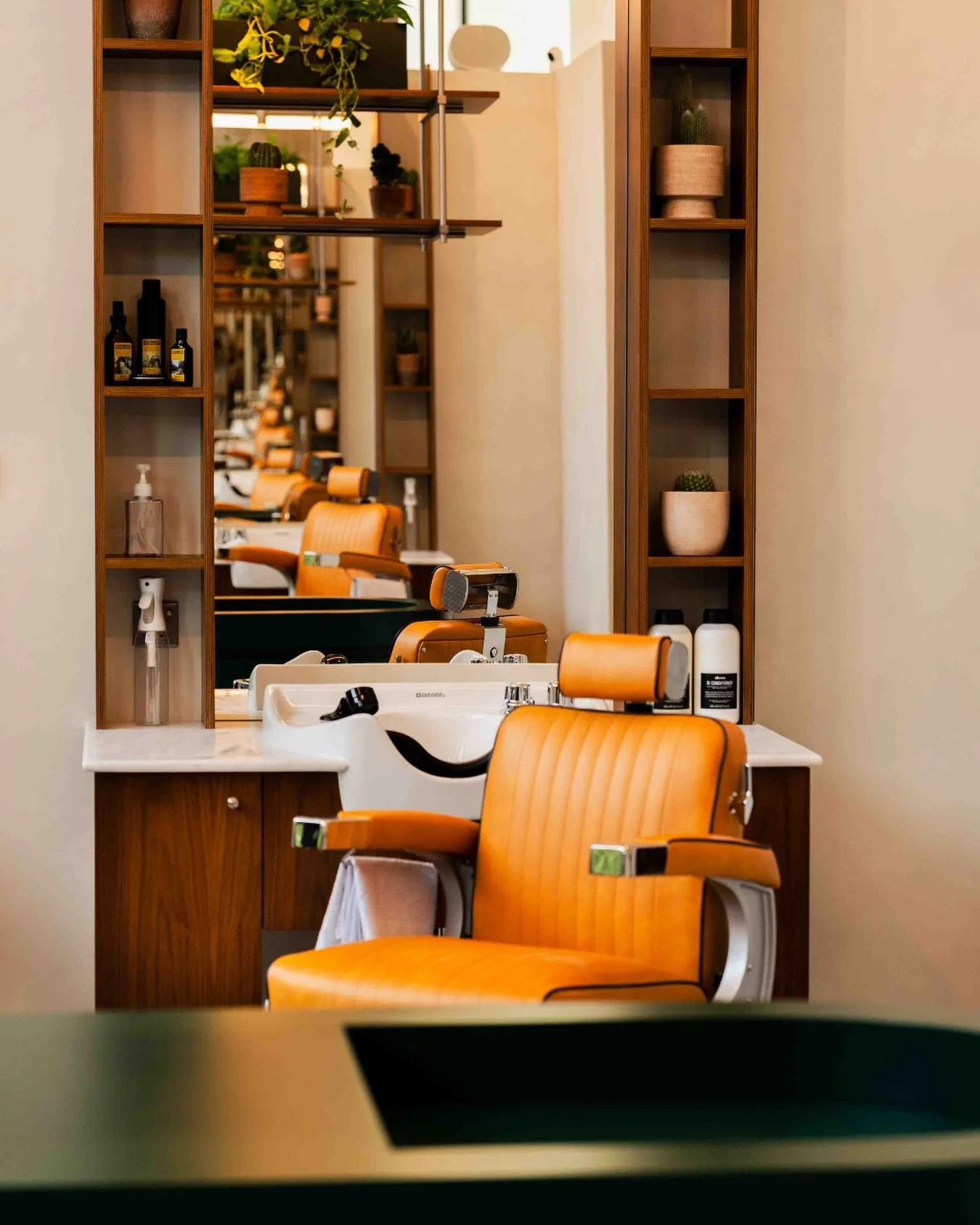 The chair is waiting for you.

Settle in and we&rsquo;ll handle everything else. 

Reserve your seat. 💈

#BoBarbershop #DubaiBarber #MensHaircut #MensGrooming #JVC