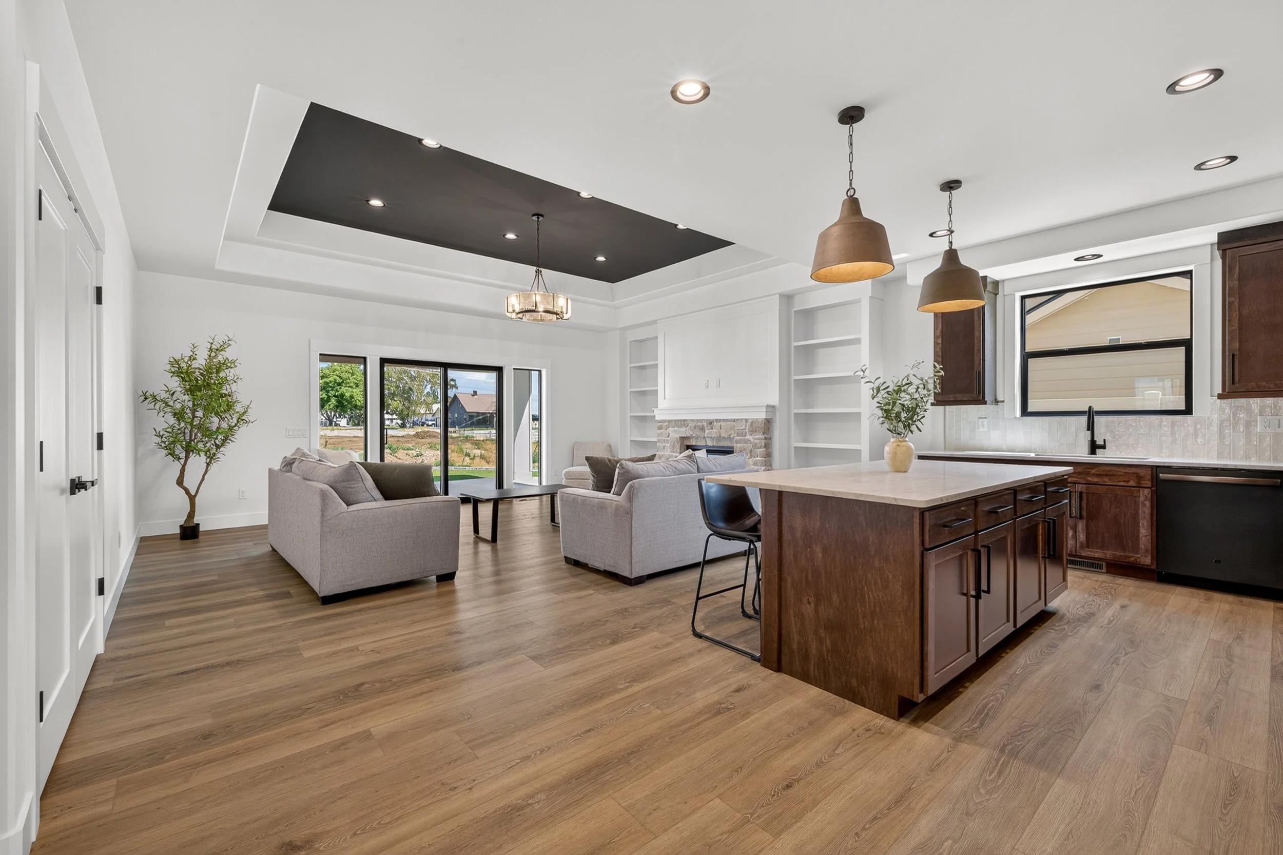 922_Racine_Springs_Dr_MLS-21.jpg