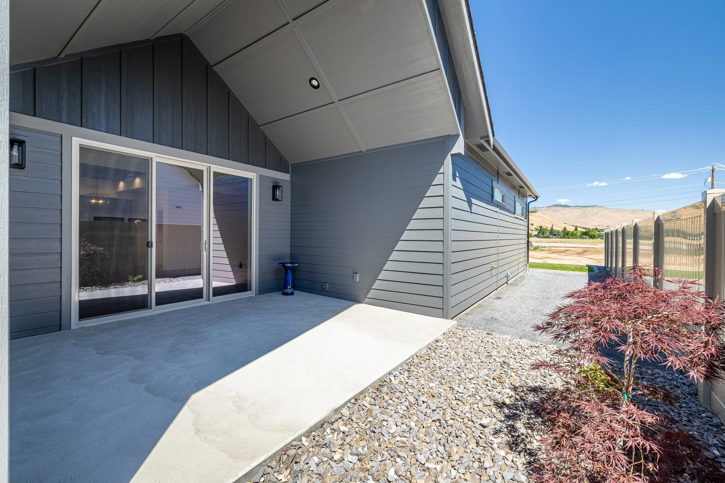 918_Racine_Springs_Dr_MLS-36.jpg