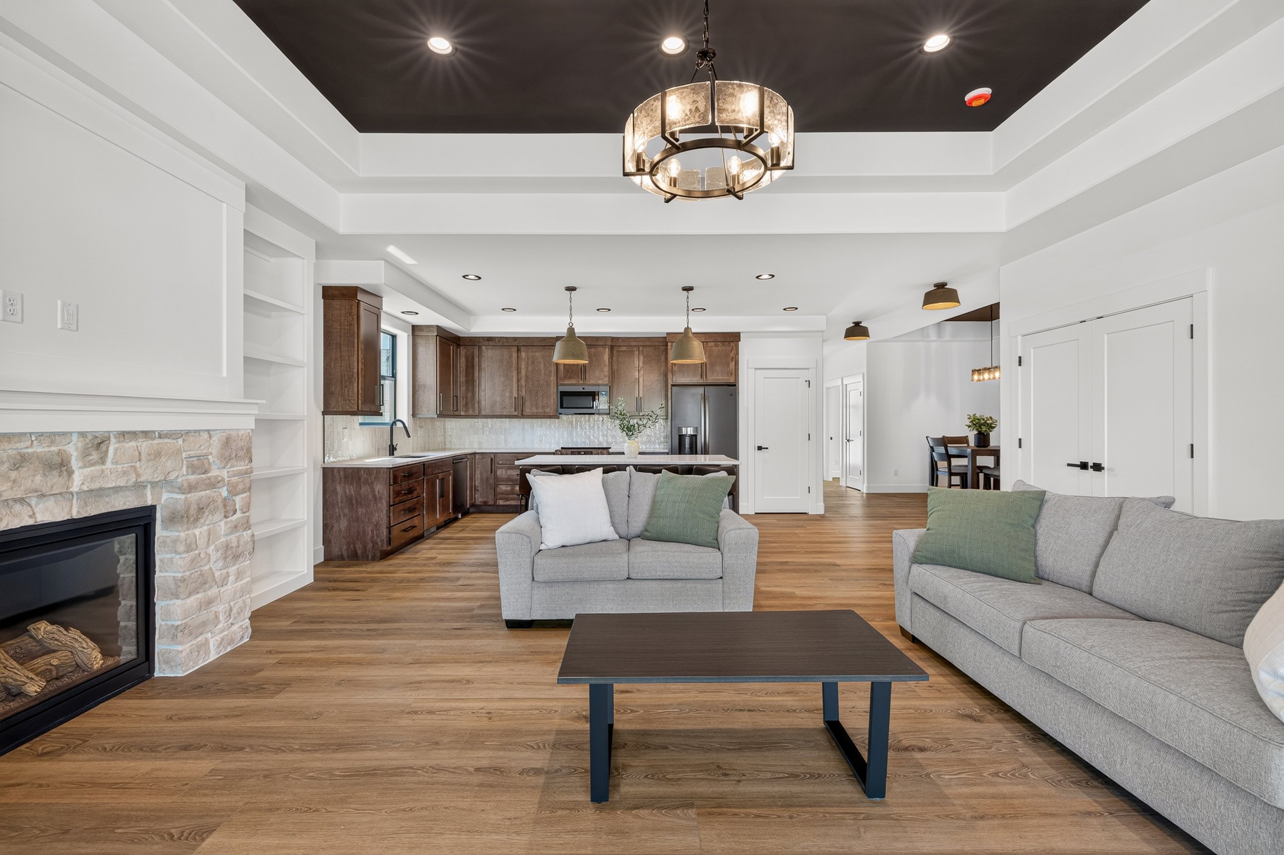 922_Racine_Springs_Dr_MLS-25.jpg