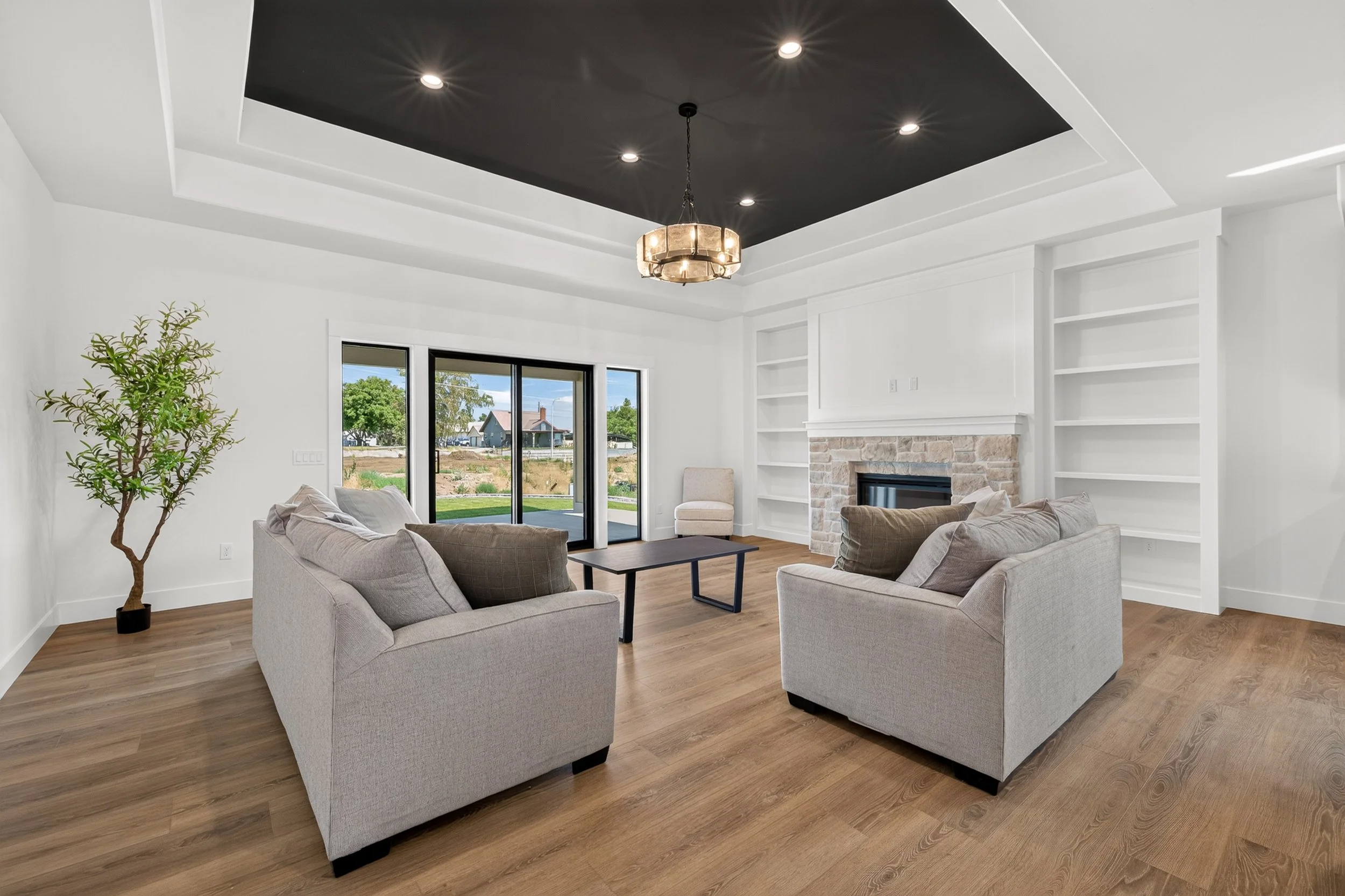 922_Racine_Springs_Dr_MLS-22.jpg