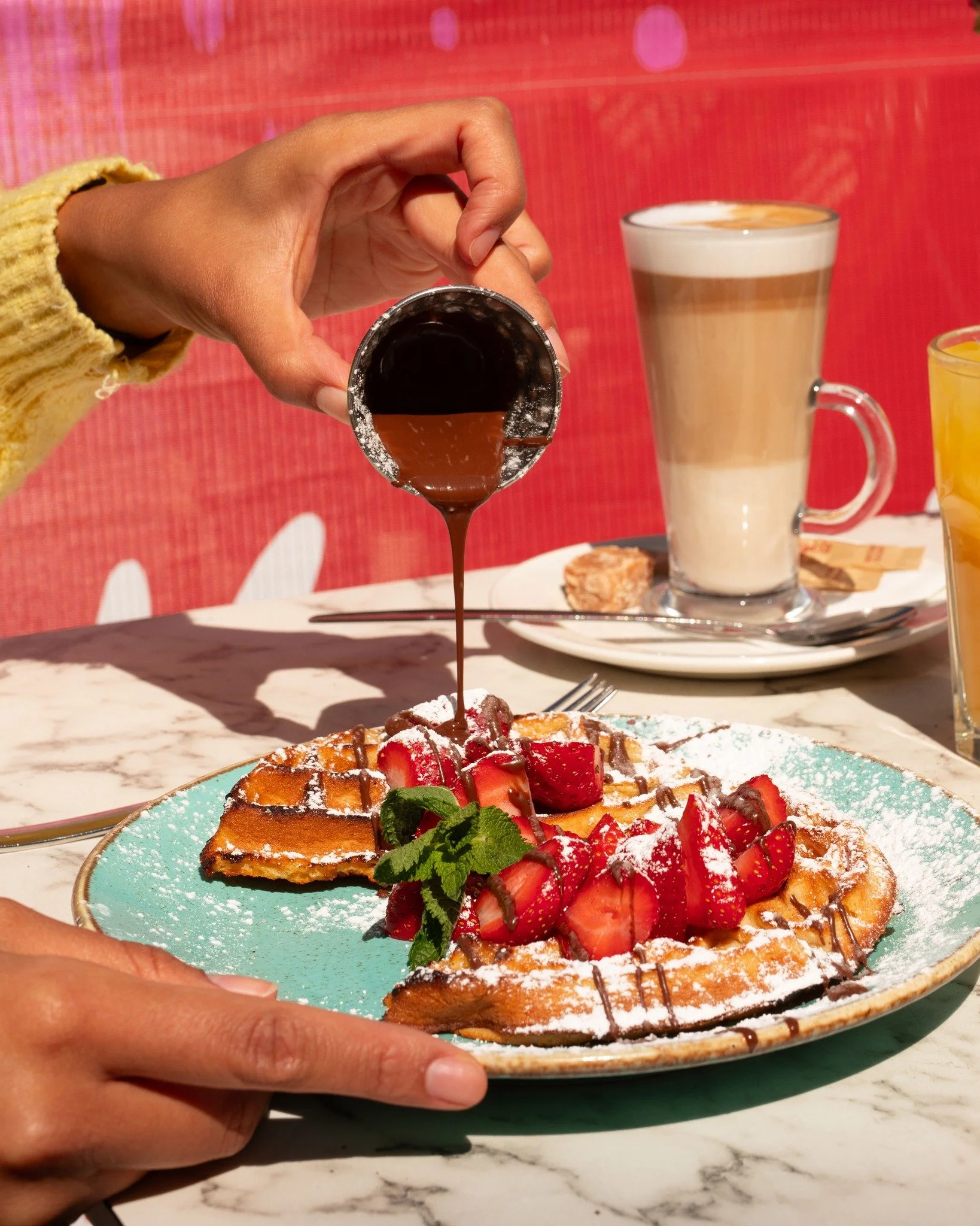 Thinking about breakfast tomorrow?

Whether you&rsquo;re craving something hearty to fuel your day or a healthy start to feel fresh, Di Maggio&rsquo;s has you covered!

📍 Pop in tomorrow at:

East Kilbride: 9am &ndash; 11:15am

Royal Exchange Square