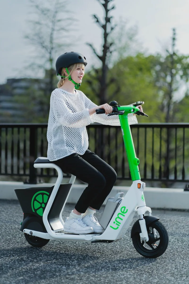 Lime Seated Scooter Attachment
