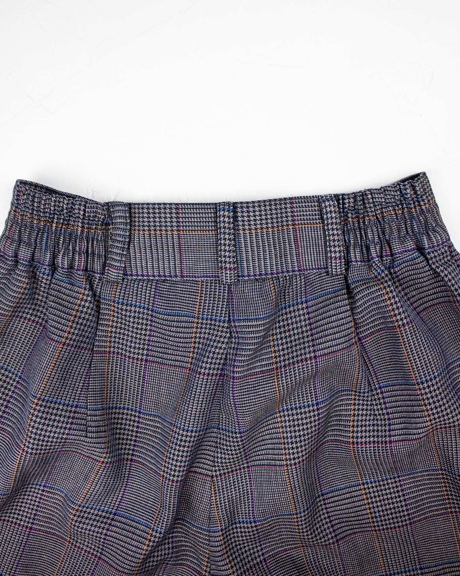 winnipeg-consignment-vintage-pleated-pant 3.png