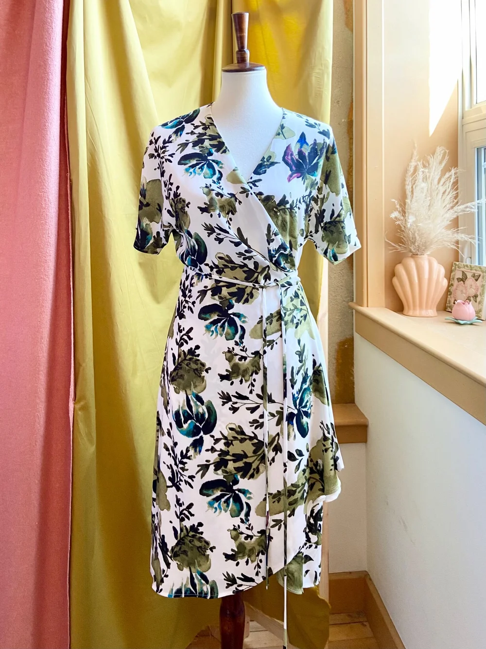 Babaton wallace dress hotsell