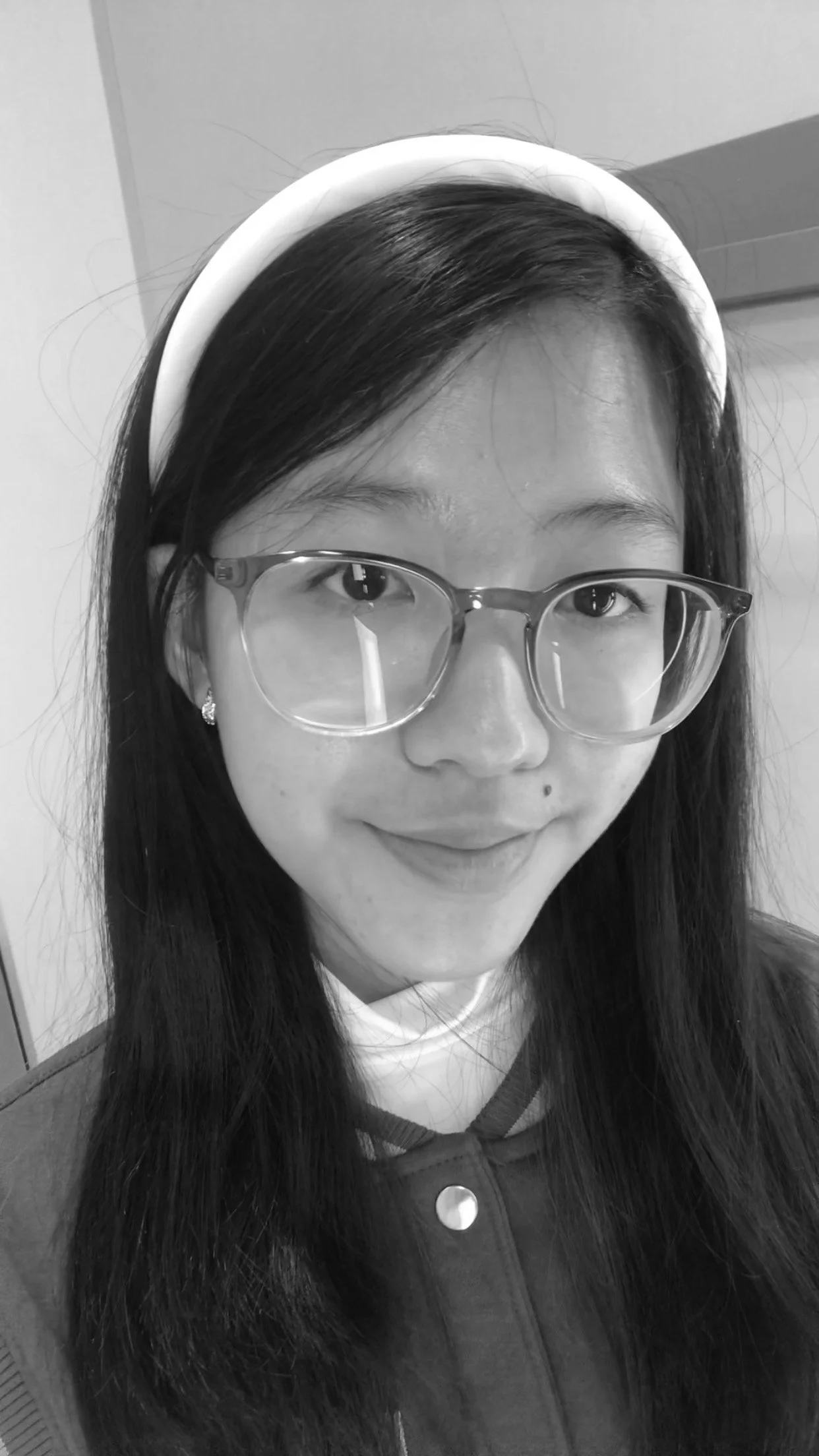 Shwun Hlaing Headshot.JPEG