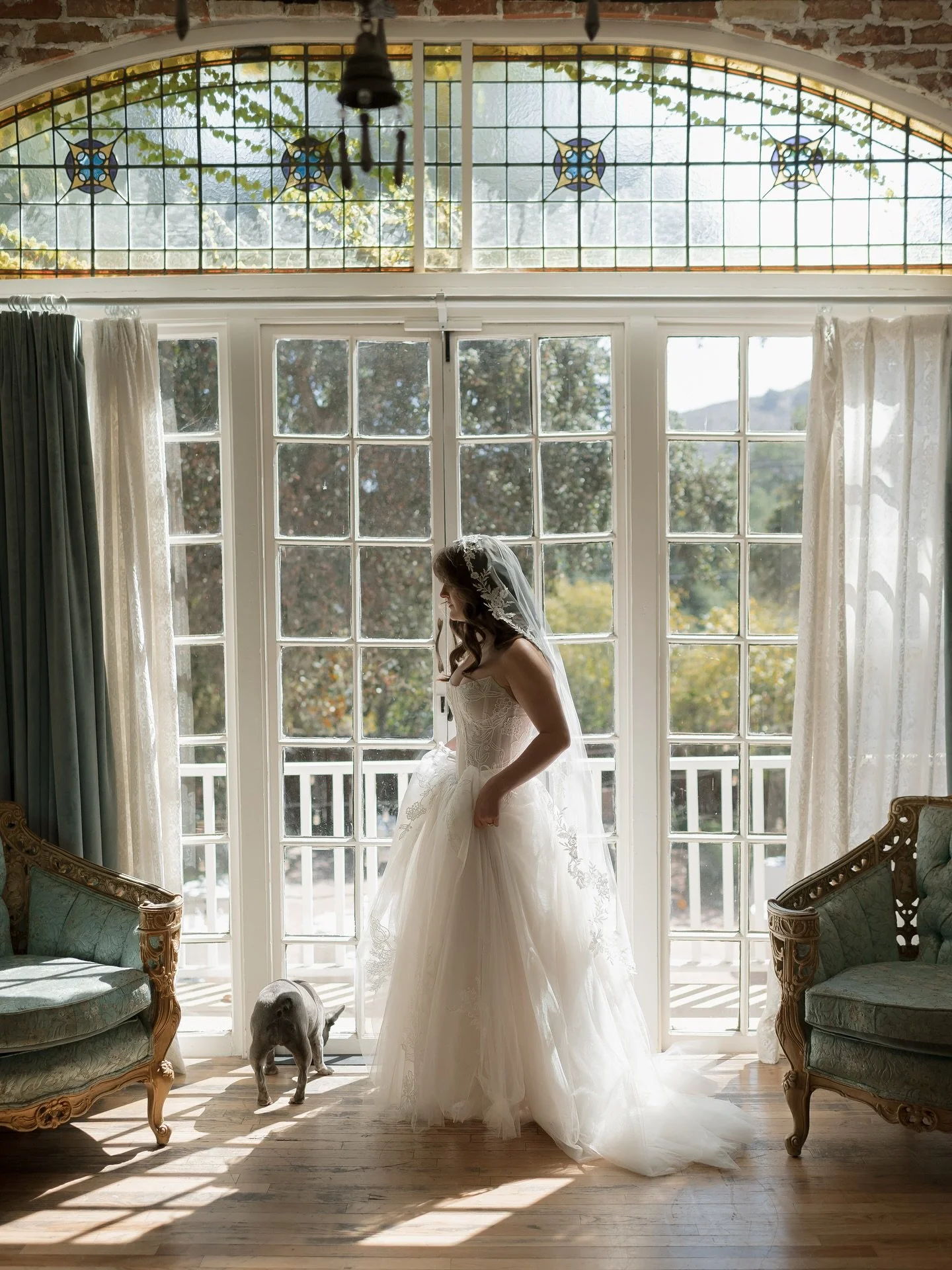 Kate &amp; Anthony&rsquo;s wedding day felt like it was straight out of a storybook 📖 Every moment was special and we couldn&rsquo;t be happier for these two! 🥂 Also, sweet Mabel being by their side throughout the day makes us melt 🤍
.
venue: @188
