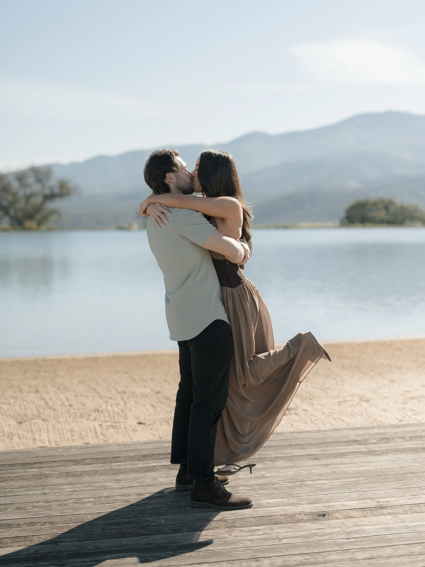 Some sweet frames from Johnny &amp; Brenda&rsquo;s proposal at Grimm&rsquo;s Bluff back in December 🤎 Nestled in the Santa Ynez Valley with the most perfect panoramic view of the vineyards and mountains, it was the perfect morning with these freshly