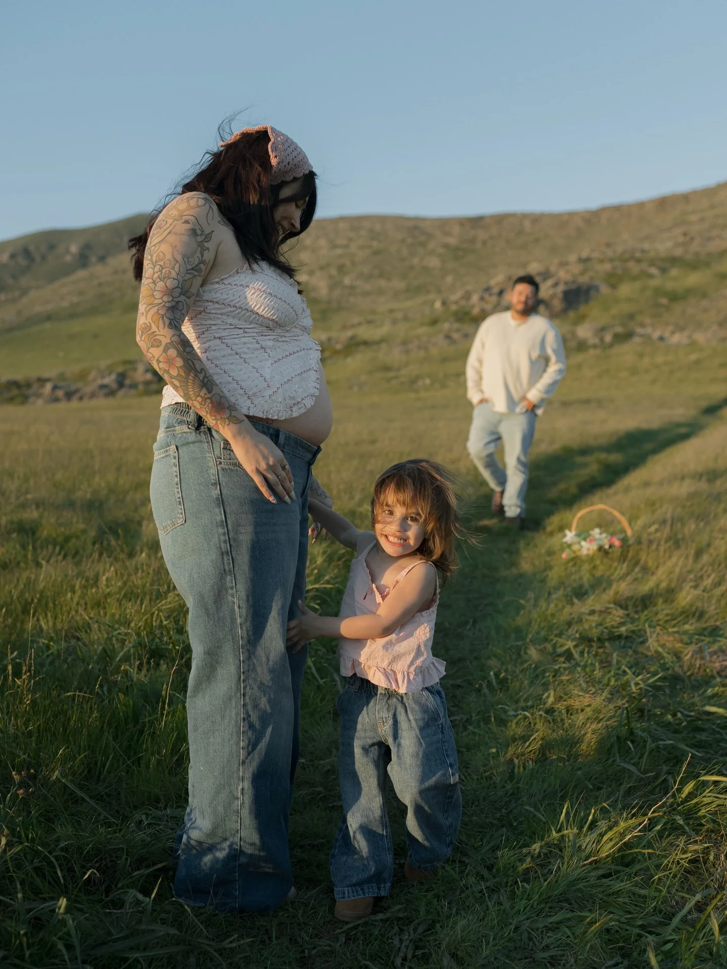 Nothing sweeter than starting out the Spring season with the growing Watson family 🌱 Beautiful Sarina being the ultimate girl mom !!🌷
.
.
.
.
.
.
.
.
#maternityphotographer #slophotographer #sanluisobispophotographer #sanluisobispoweddingphotograph