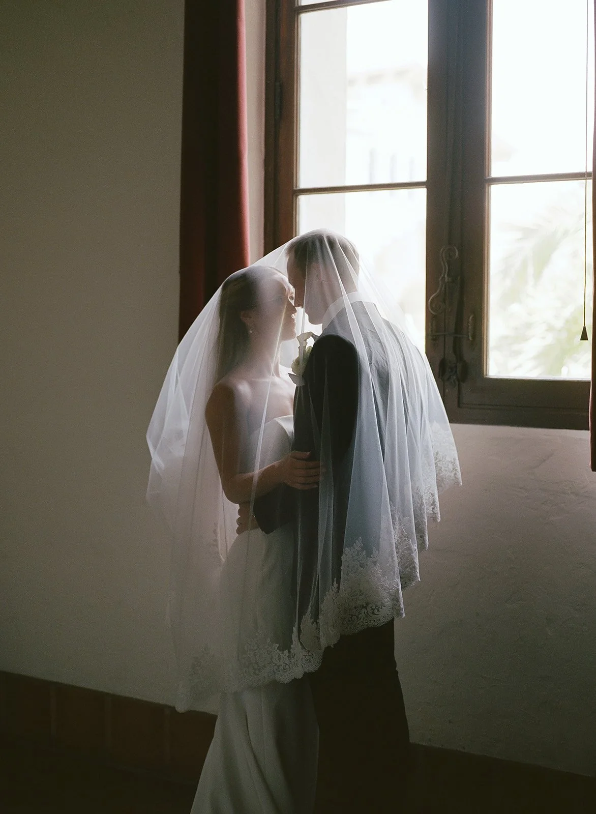 bethanyjoyphotography-L+A-Elopement-48.jpg
