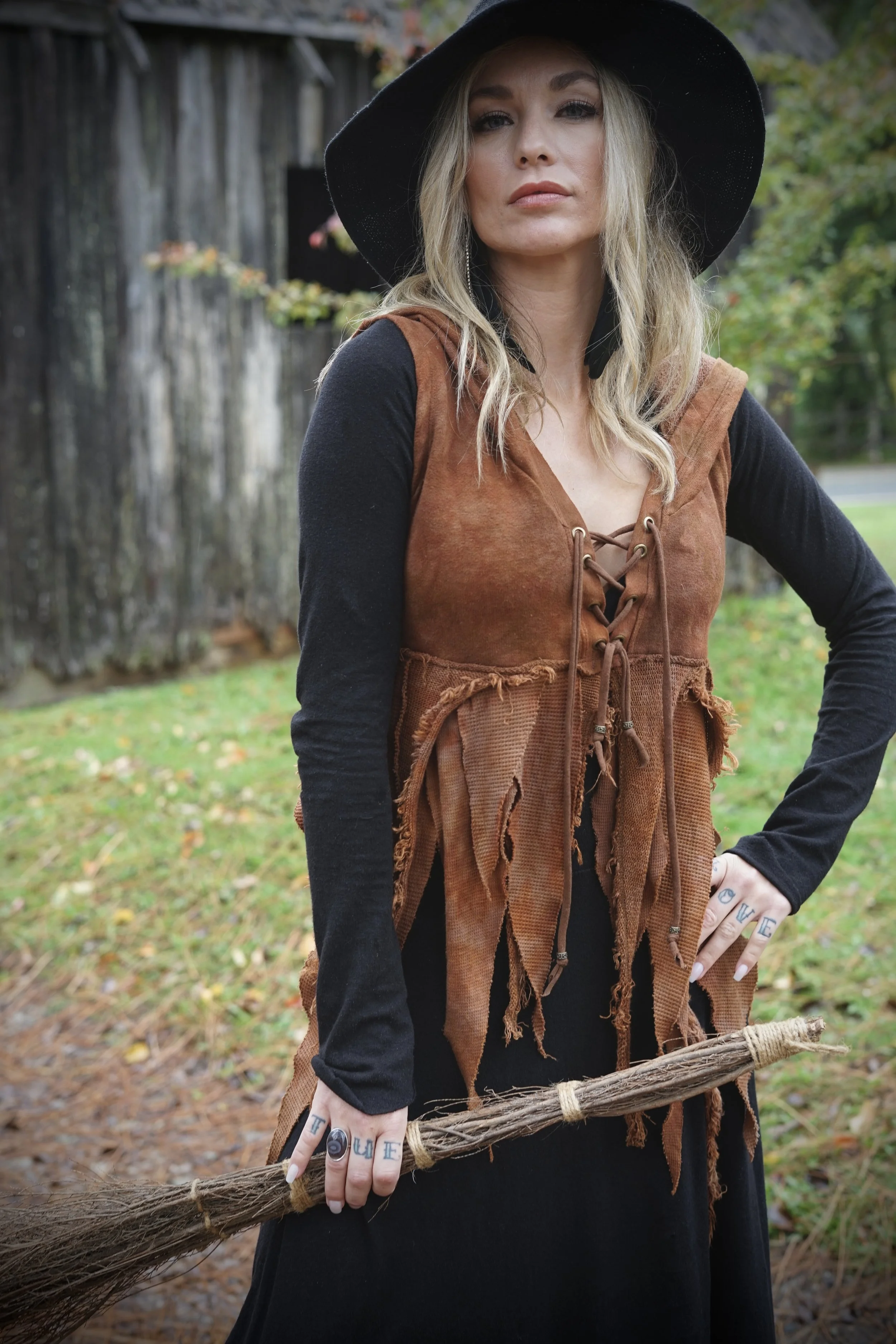 MTO- Renaissance Vest in HEMP BLENDS