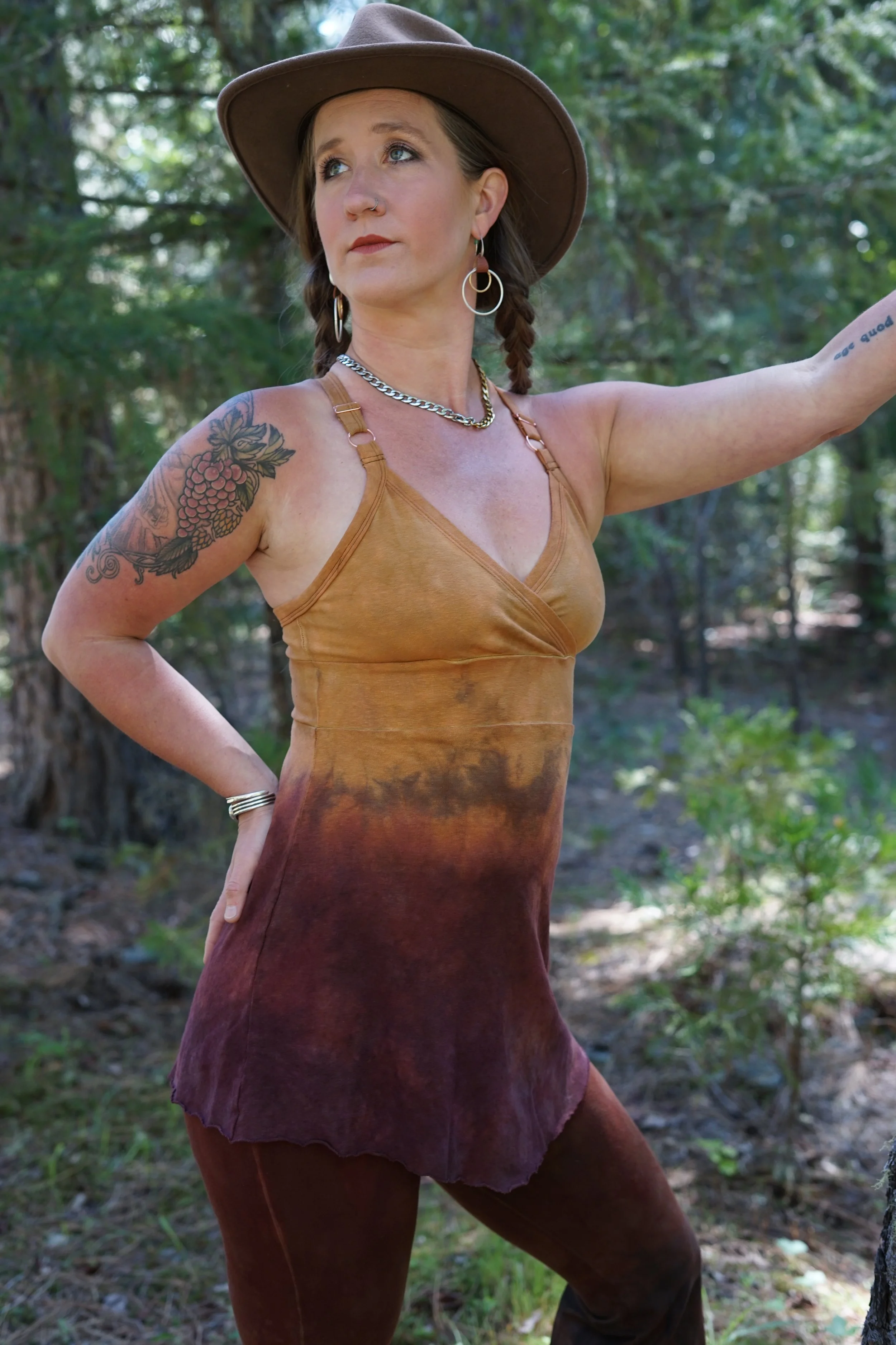 RTS- Willow Pointed Tunic in 'Santa Rosa Plum'