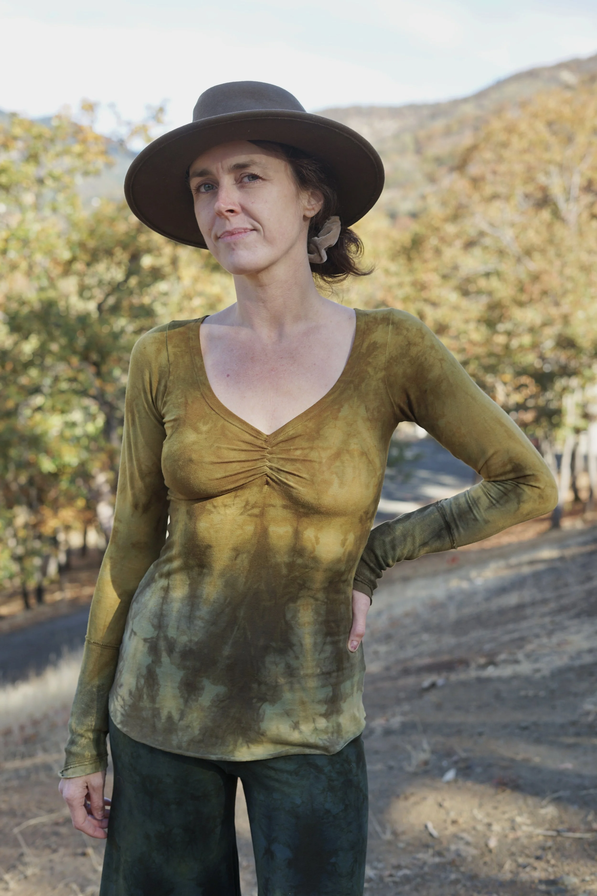 RTS - Zinnia Longsleeve in 'Deadleaf > Lagoon'