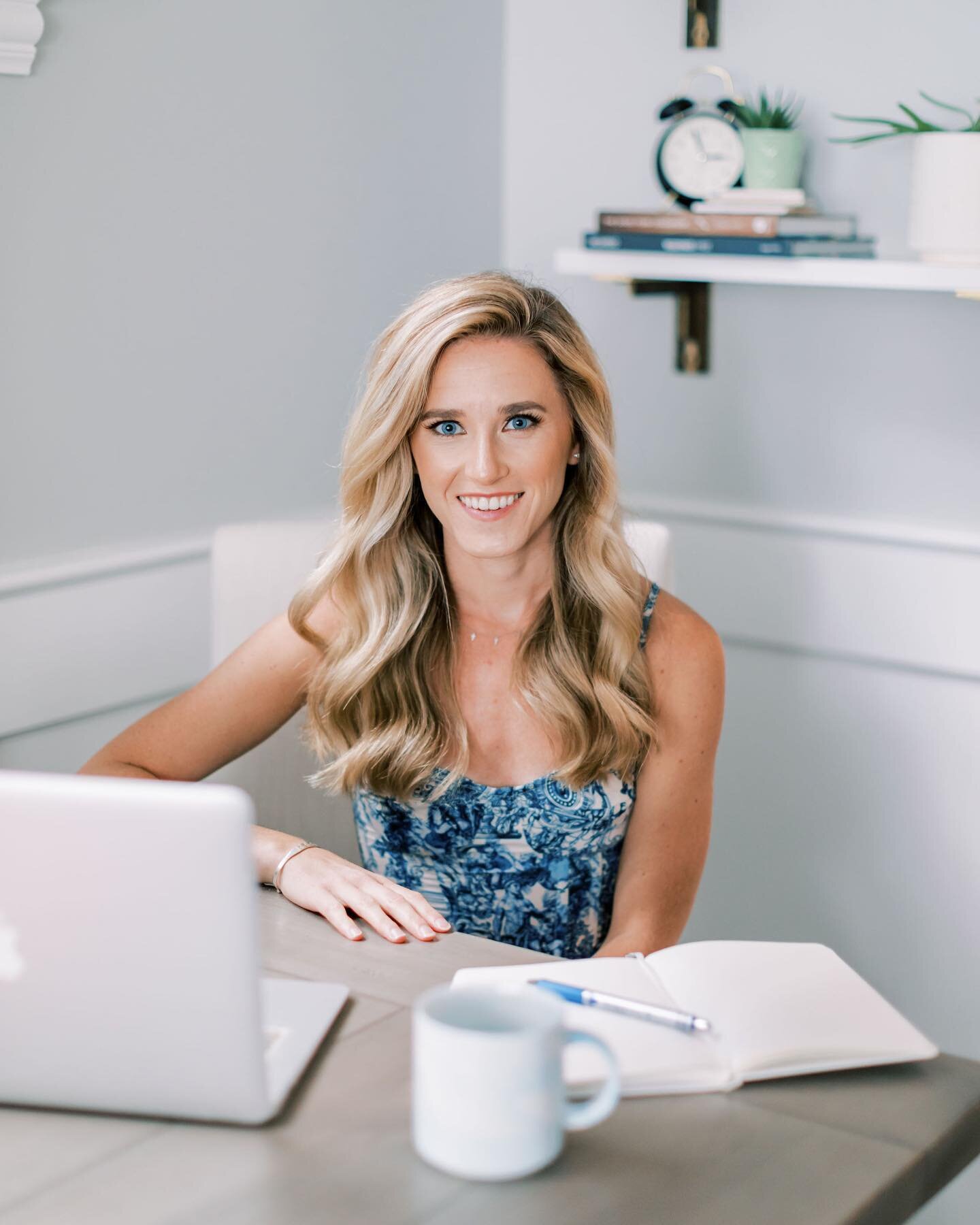 Finally get the customized help you need to take back control of your health!

As part of my website launch, I am also opening up my calendar to take on new health coaching clients!

What is a health coach and why do you need one!?

I came across an 