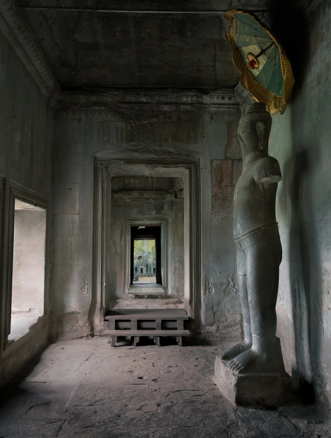 Room of the Blue Umbrella