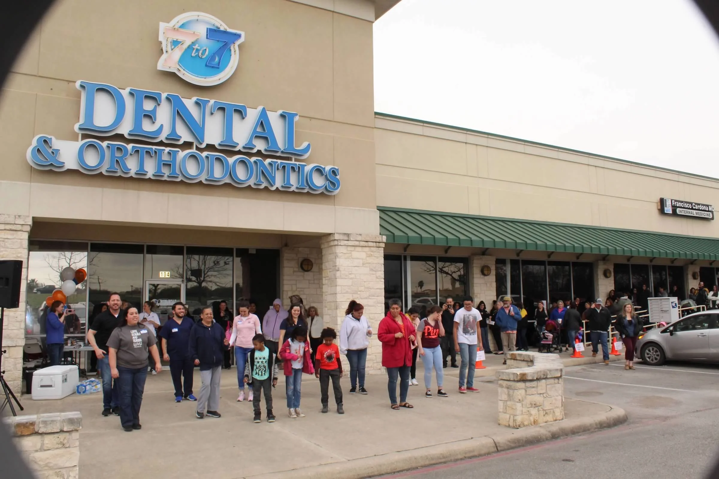 Technology news and reviews image