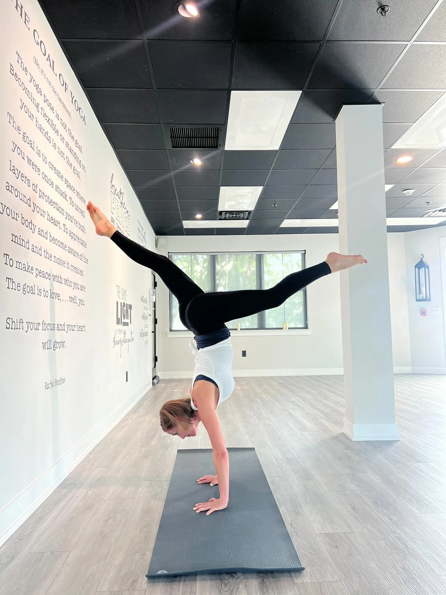 Advanced Arm Balance & Inversion Workshop
COMING SOON 11/9
Part 2 of our arm balance workshop: This workshop includes more advanced arm balances.  If you are comfortable in your crow and want to learn more, this workshop is for you! 
Here is a