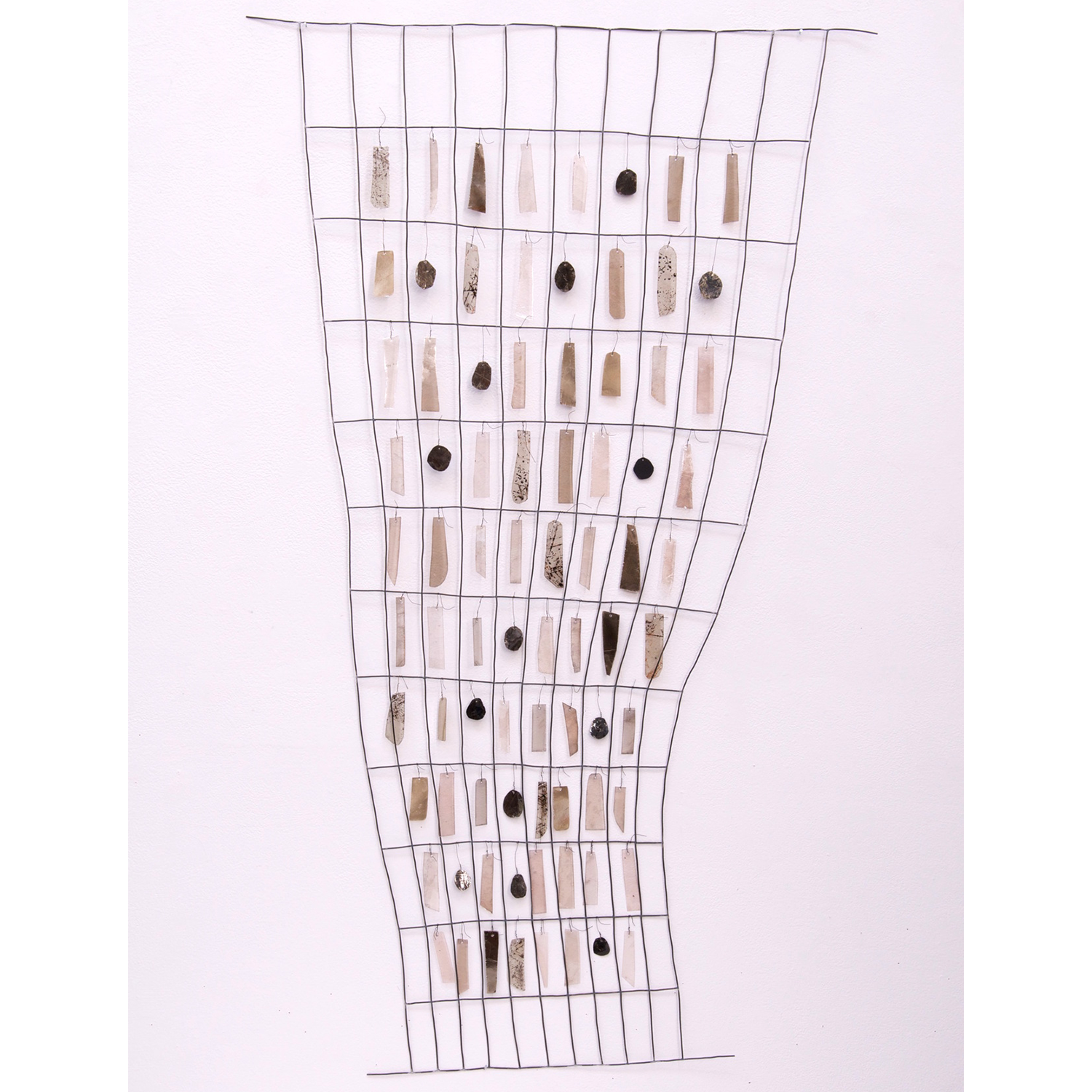 Mari Andrews
“Music”, 
steel, mica, wire, 2022, 44˝ x 25˝