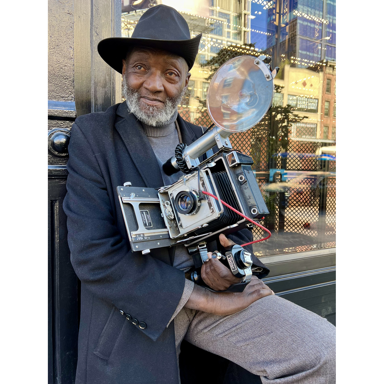 Pam Mendelsohn
“Returning my Gaze, NYC”,
photograph, 2024, 14˝ x 11˝
