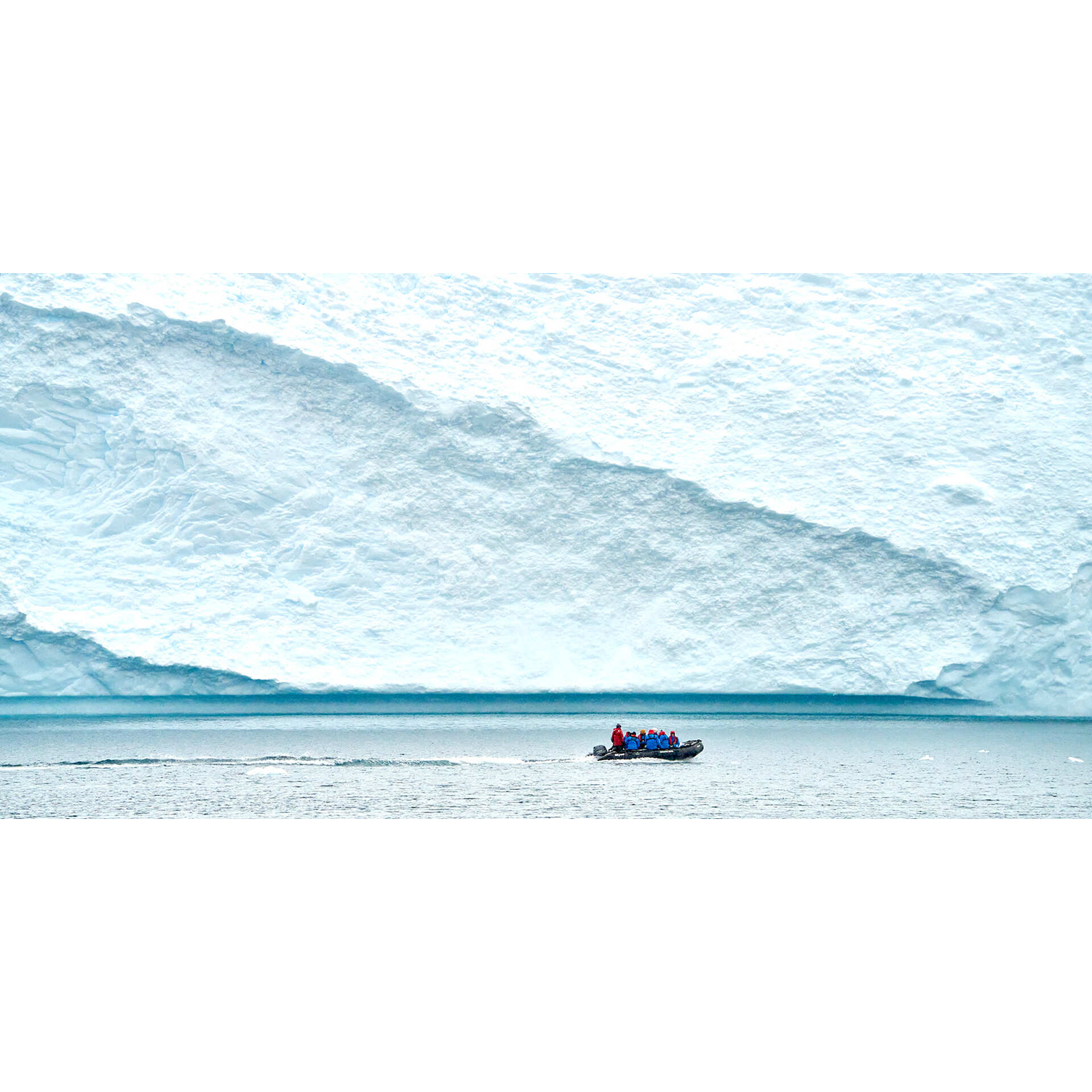 Darian Avelino
“Zodiac Taxi (07-3324)”, 
photograph, 2026, 18˝ x 36˝