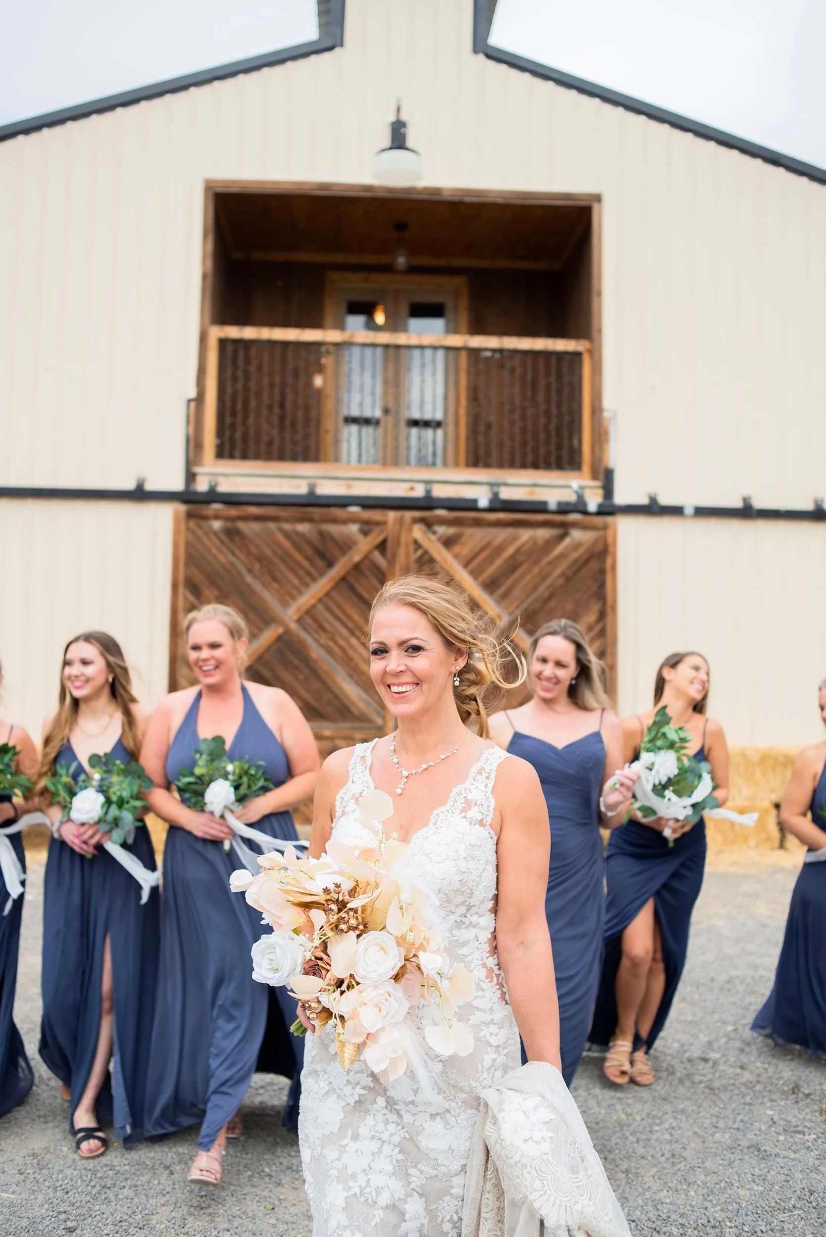 Boise-Wedding-Nampa-Idaho-Barn-Venue-Bride-Groom-Bridesmaids-treasure-valley.jpg